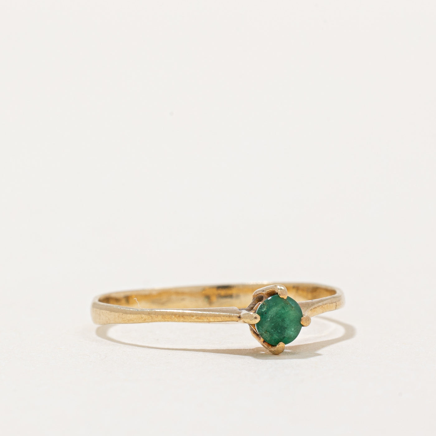 Emerald Claw Set Ring - 0.085ct Natural Emerald Gemstone Ring - Size 6 - Elegant Women's Jewelry for Engagement, Wedding & Special Occasions