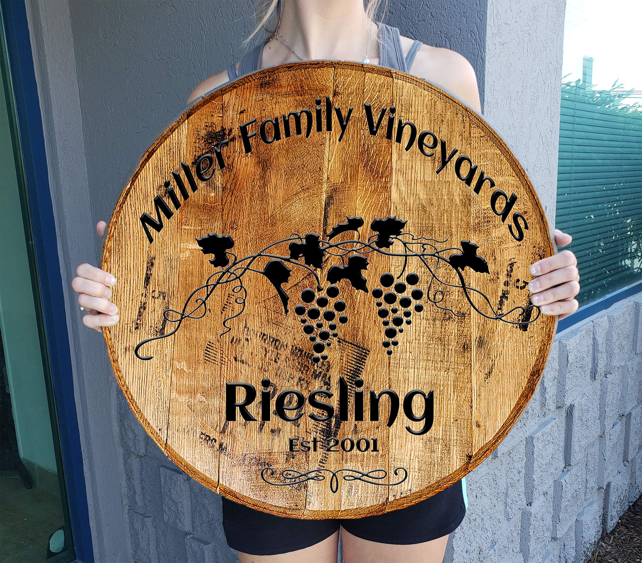 22 Inch Natural Wood Barrel Head Sign - Wine Vineyard Riesling Themed Wall Decor for Man Cave, Home Bar & Rustic Farmhouse Style | Perfect Gift for Wine Lovers
