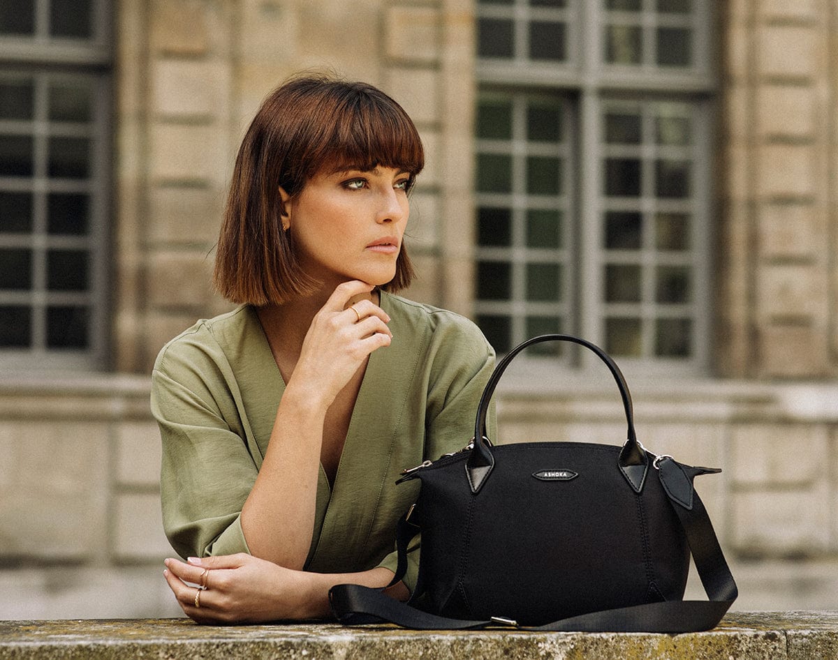 Stylish Apple Print Nylon Shoulder Bag for Women - Trendy Crossbody Purse with Adjustable Strap, Perfect for Work, Travel & Daily Use | Black Fashion Handbag