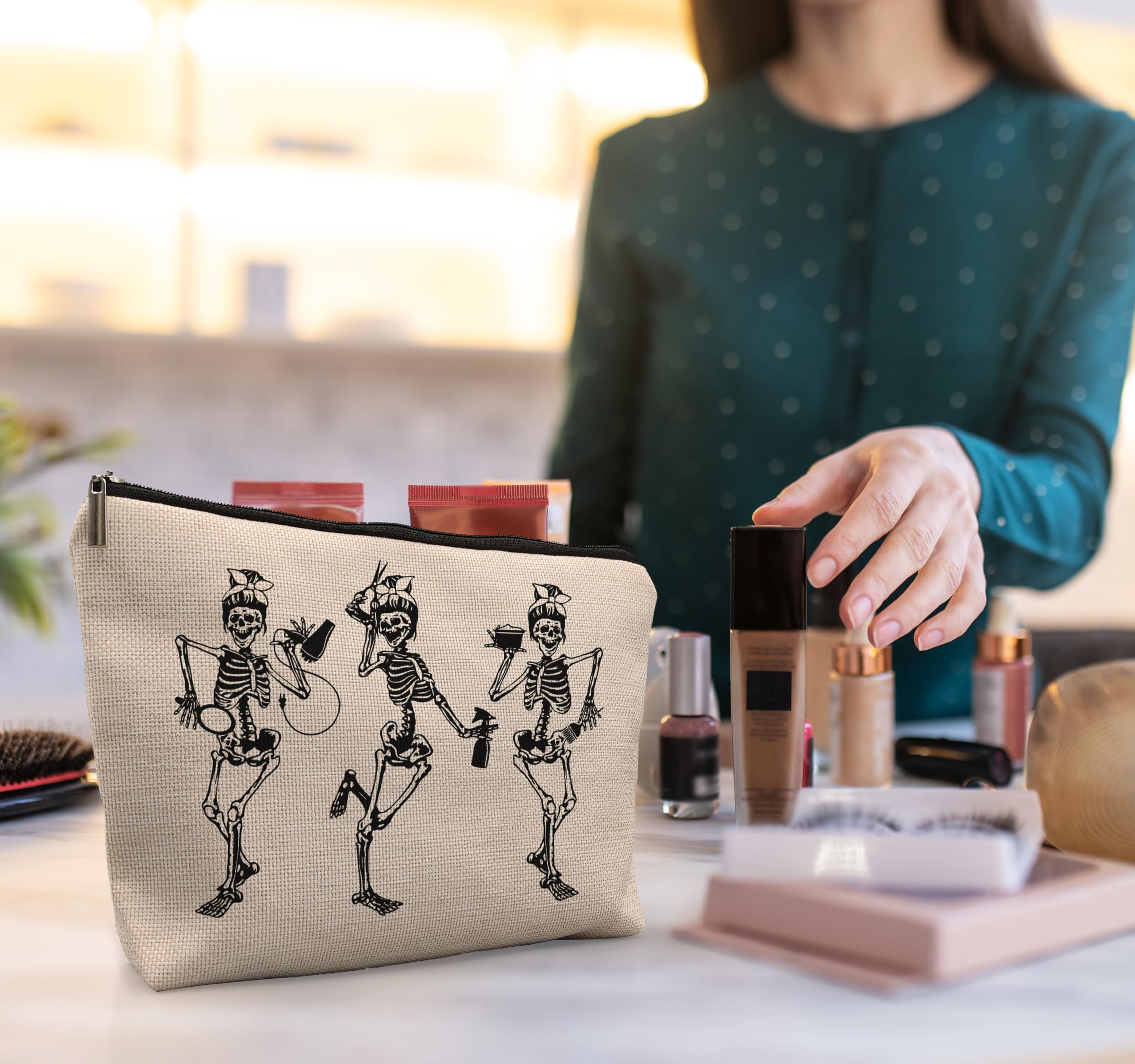 Gothic Skull Makeup Bag for Hair Stylists - Waterproof Cosmetic Organizer for Hairdressers, Women & Girls - Perfect Gift for Skull Lovers - Great for Salon, Travel & Daily Makeup Storage
