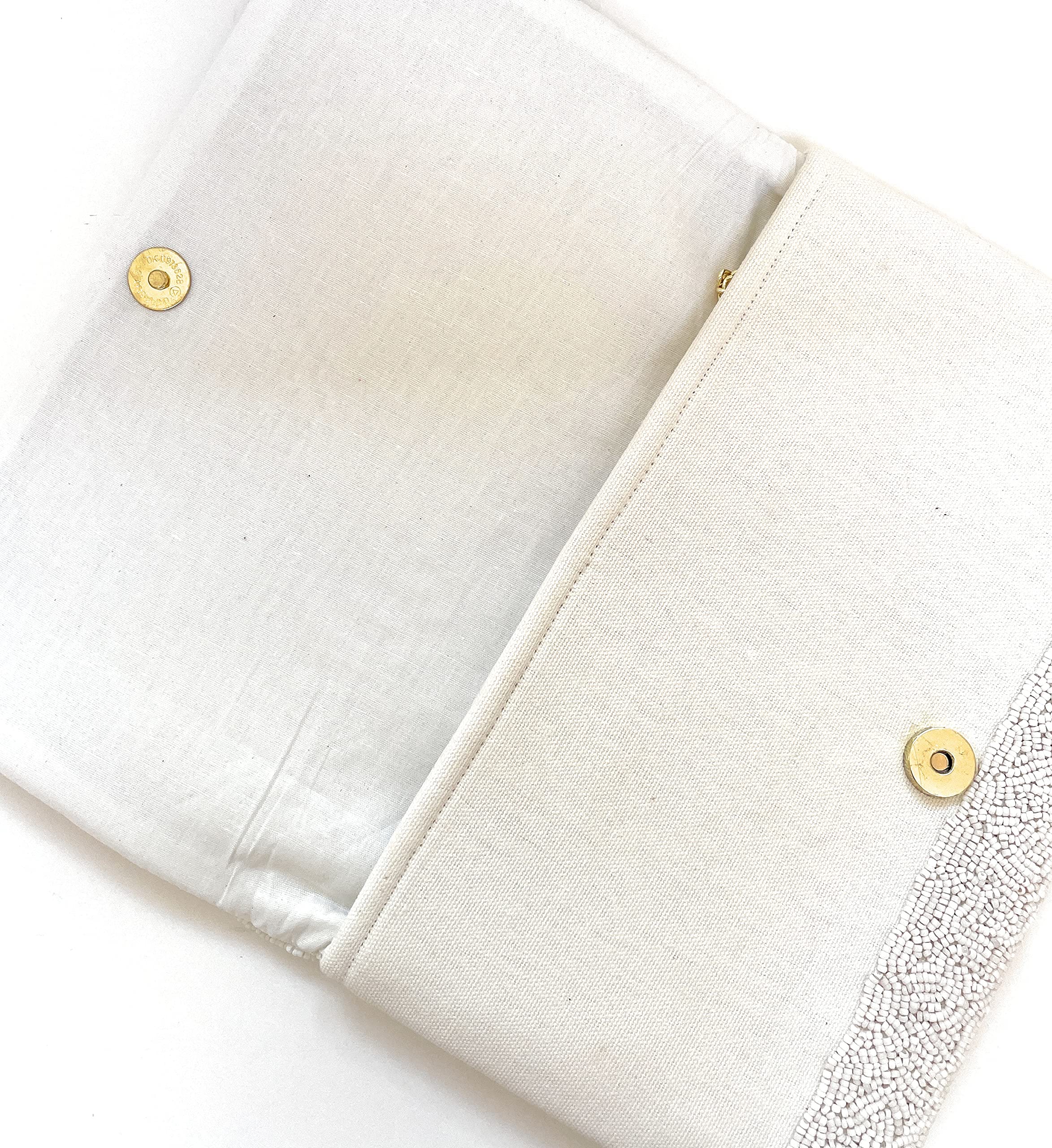 Elegant Beaded Bride Clutch Purse - Perfect Wedding Gift for Bride, Bridal Shower, Engagement & Mrs Bride - Seed Beads Handbag for Bride to Be, Ideal for Wedding, Reception & Honeymoon