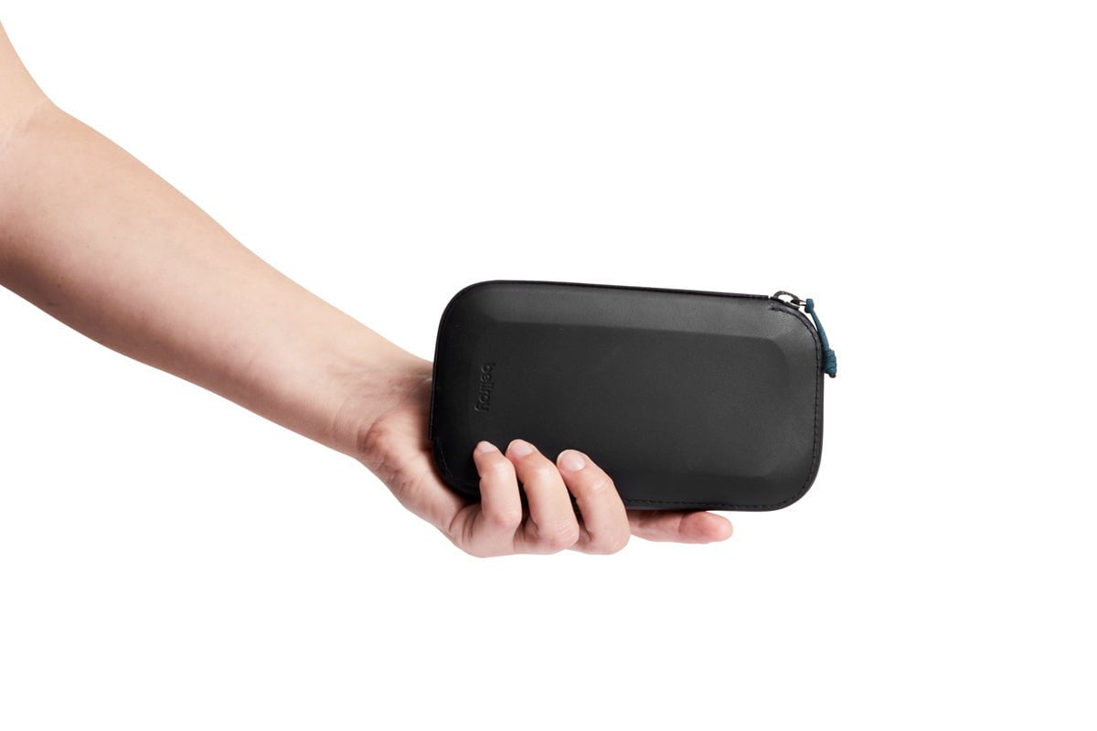 Bellroy Venture Phone Pocket - Slim & Secure Phone Holder for Everyday Carry | Perfect for Hiking, Travel & Outdoor Adventures