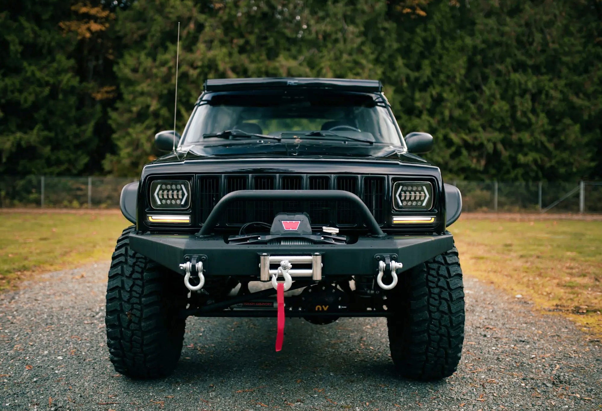Clear Lens White LED DRL & Amber Turn Signal Lights for Jeep Cherokee XJ (1997-2001) - Bright Daytime Running Lights & Safety Indicators for Off-Road Driving & Night Visibility