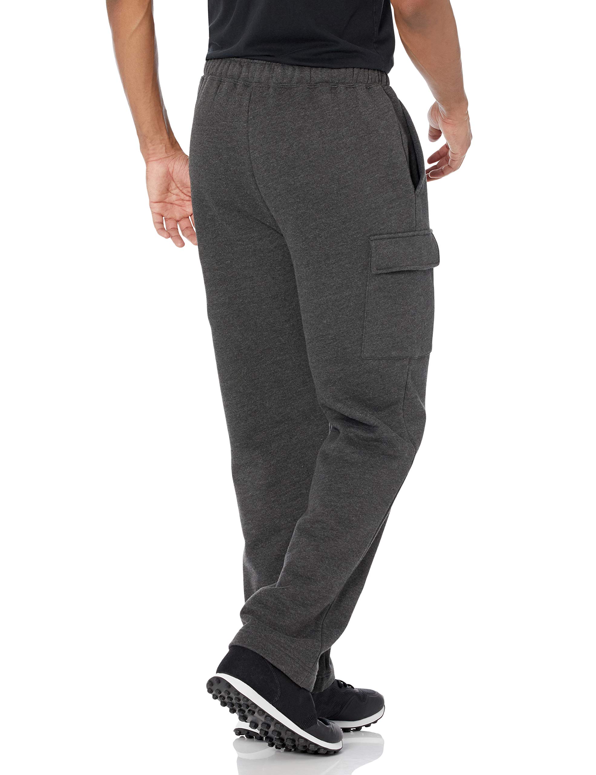 Amazon Essentials Men's Cargo Fleece Sweatpant - Comfortable Winter Joggers with Pockets for Outdoor Activities, Lounge & Gym Workouts
