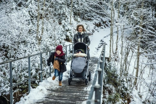 Maxi Cosi Universal Footmuff - Warm & Cozy Stroller Foot Cover for Babies & Toddlers - Perfect for Winter Walks, Outdoor Adventures & Stroller Rides