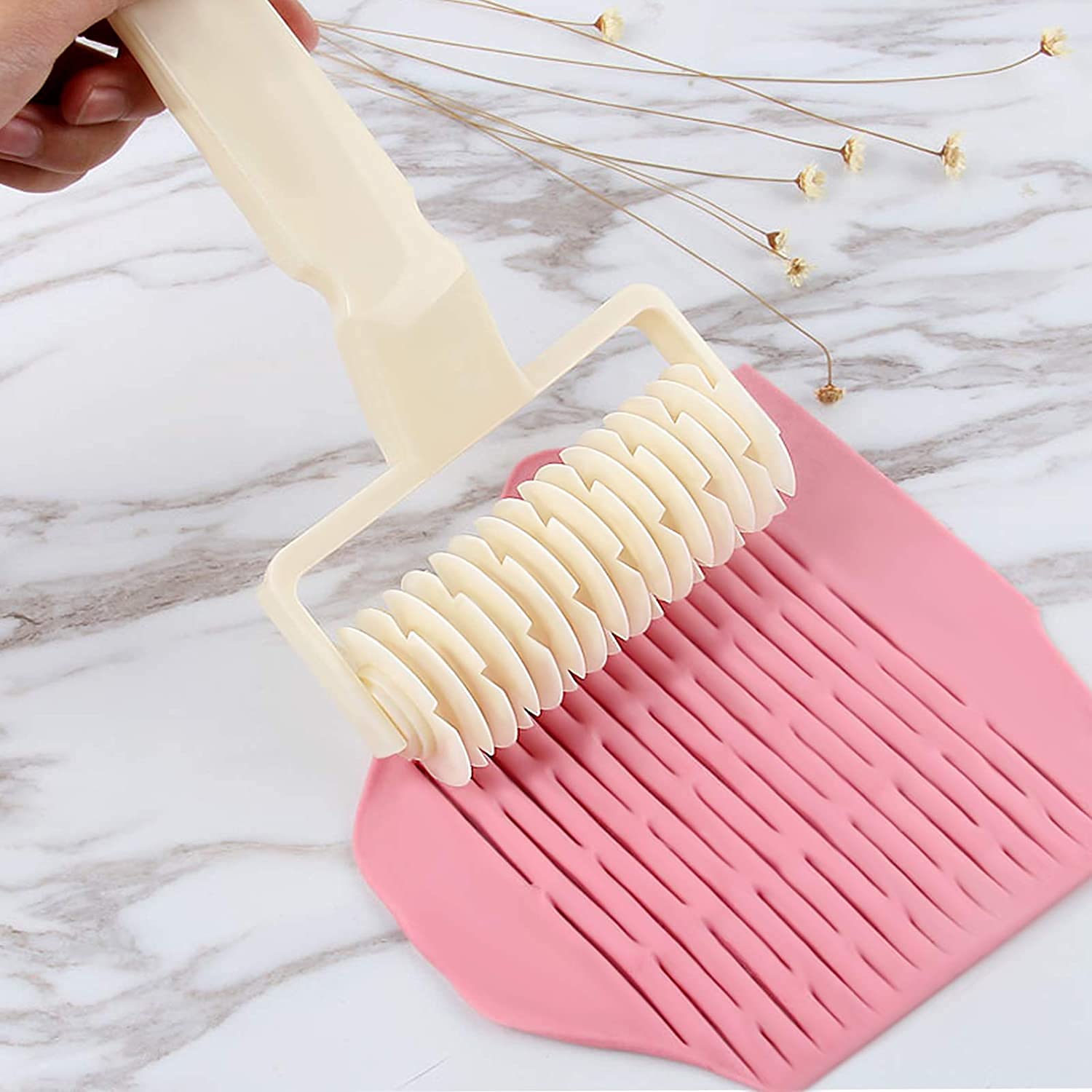 Lattice Roller Cutter for Baking - Plastic Dough Cutter Tool for Pie Crust, Pizza, Cookies & Pastry | Perfect for Homemade Pies, Biscuits & Pizza Dough | Essential Baking Tool for Home Bakers & Kitchen