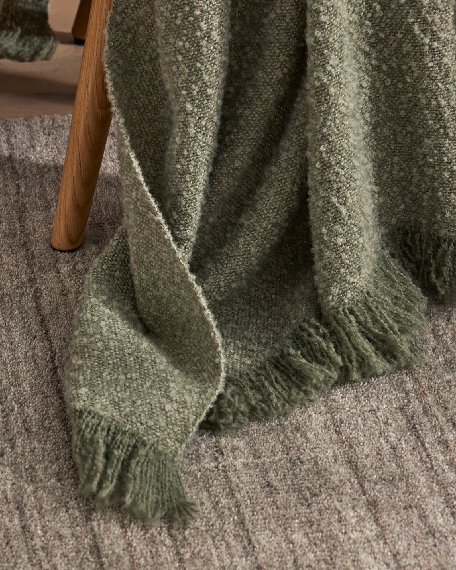 Clive Throw Spruce - Soft & Cozy Knit Throw Blanket for Living Room, Bedroom & Outdoor Use