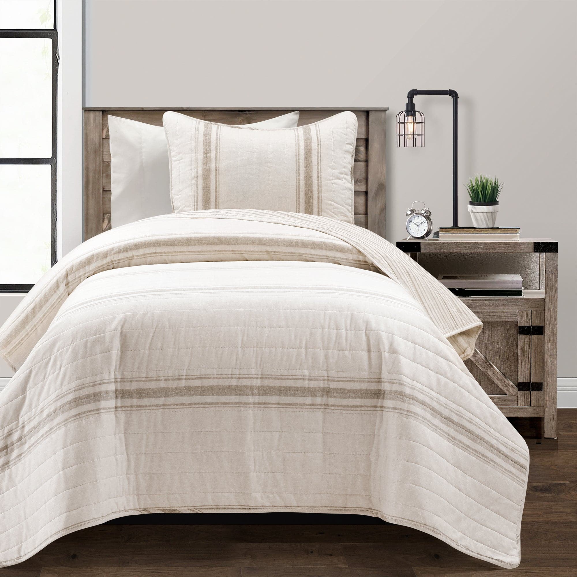 Farmhouse Stripe Reversible Cotton Quilt Set - King Size, Soft & Breathable Bedding for All Seasons - Perfect for Cozy Bedrooms, Guest Rooms & Vacation Homes