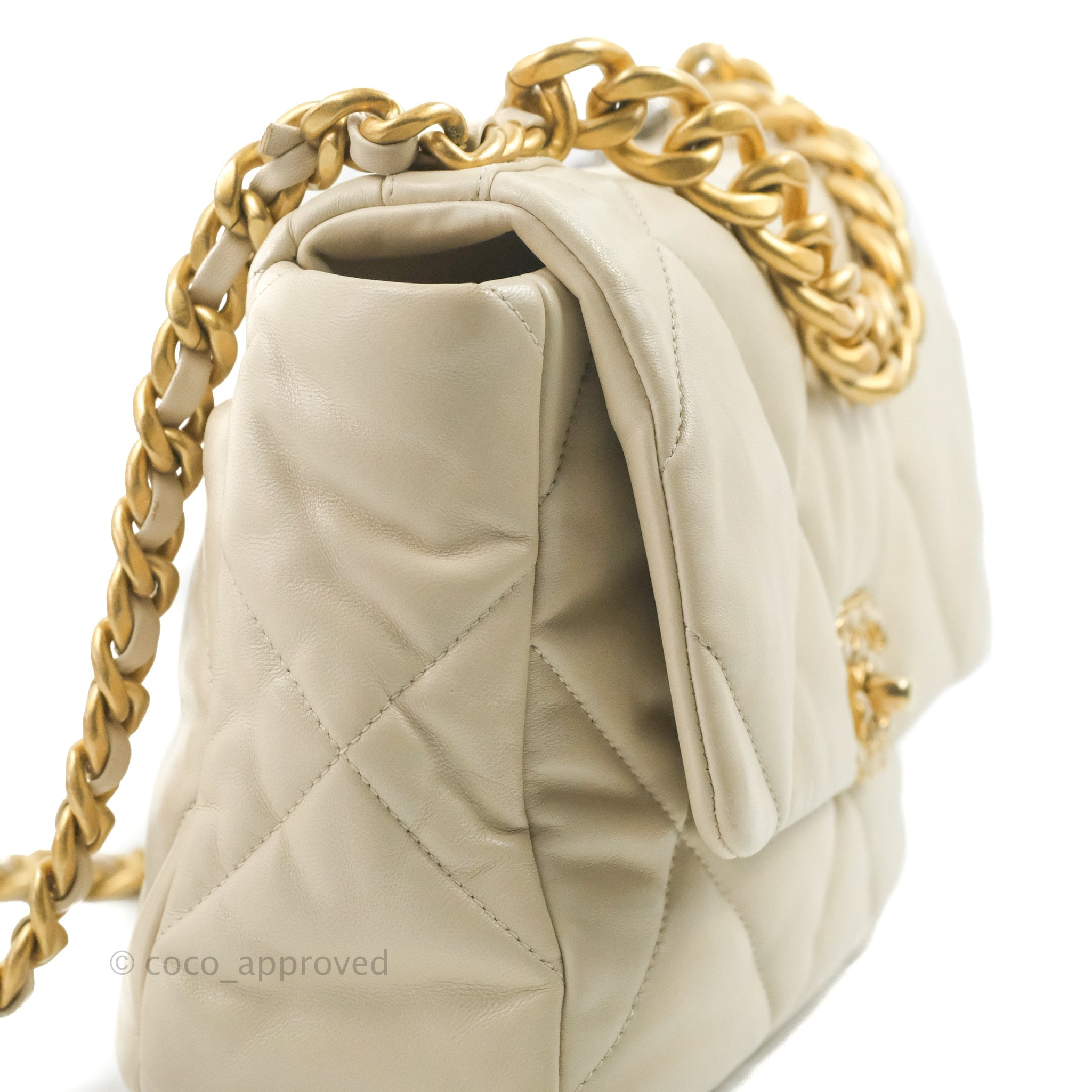 Chanel 19 Medium Flap Bag in Ivory with Mixed Hardware - Luxury Designer Handbag for Women, Perfect for Everyday Use & Special Occasions
