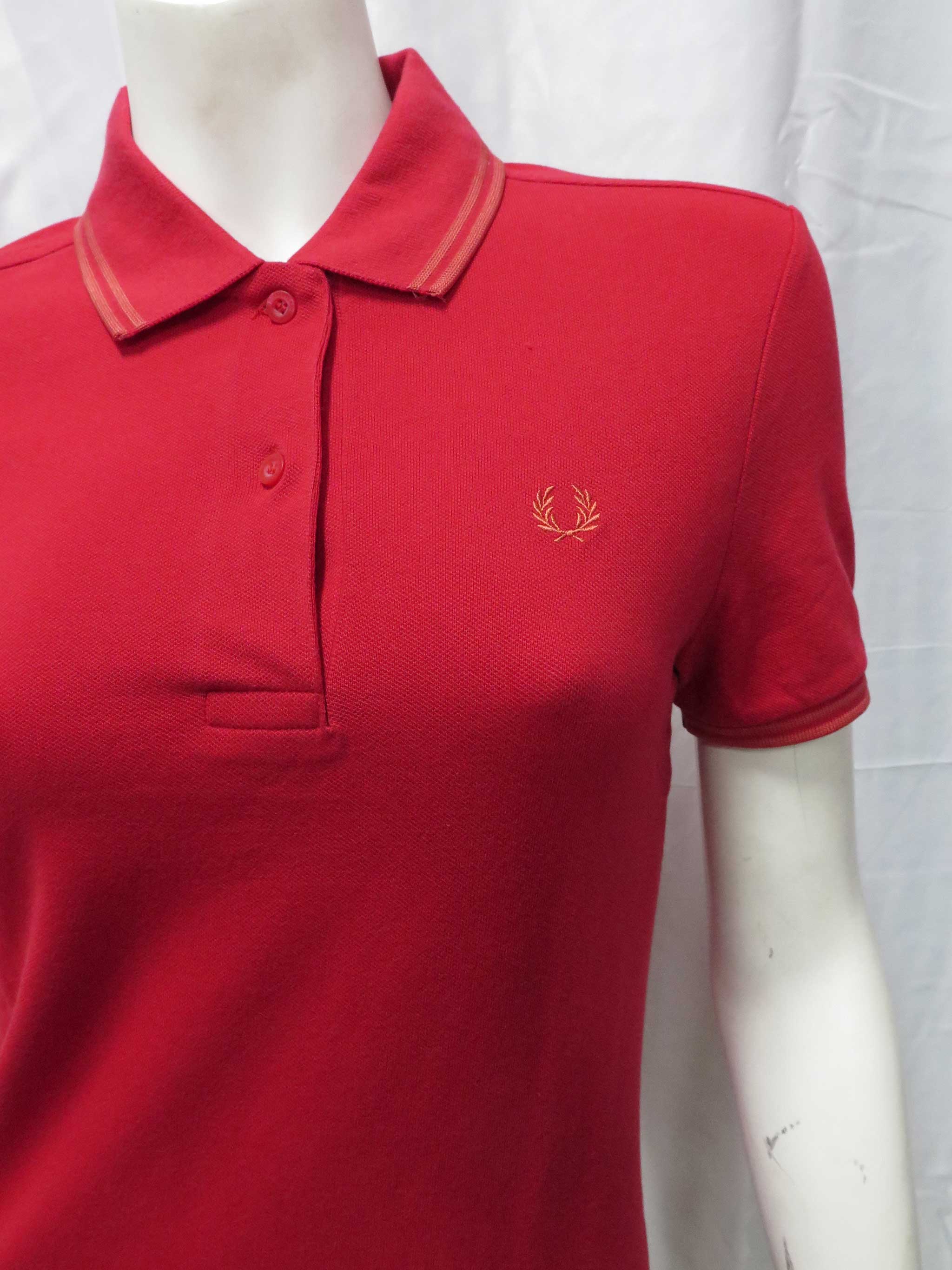 Fred Perry Women's Red Twin-Tipped Polo Shirt - Classic Tennis & Casual Wear for Ladies