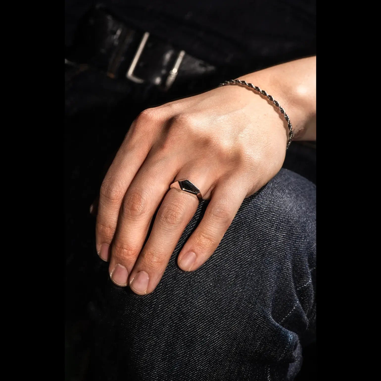 Unique Asymmetrical Falcon's Eye Gemstone Ring for Women – Elegant Bohemian Jewelry for Parties, Weddings & Everyday Wear
