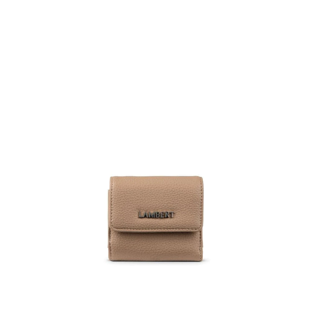Lucy - Premium Women's Fashion & Accessories | Trendy Outfits, Handbags & Jewelry | Perfect for Casual Wear, Office & Special Occasions