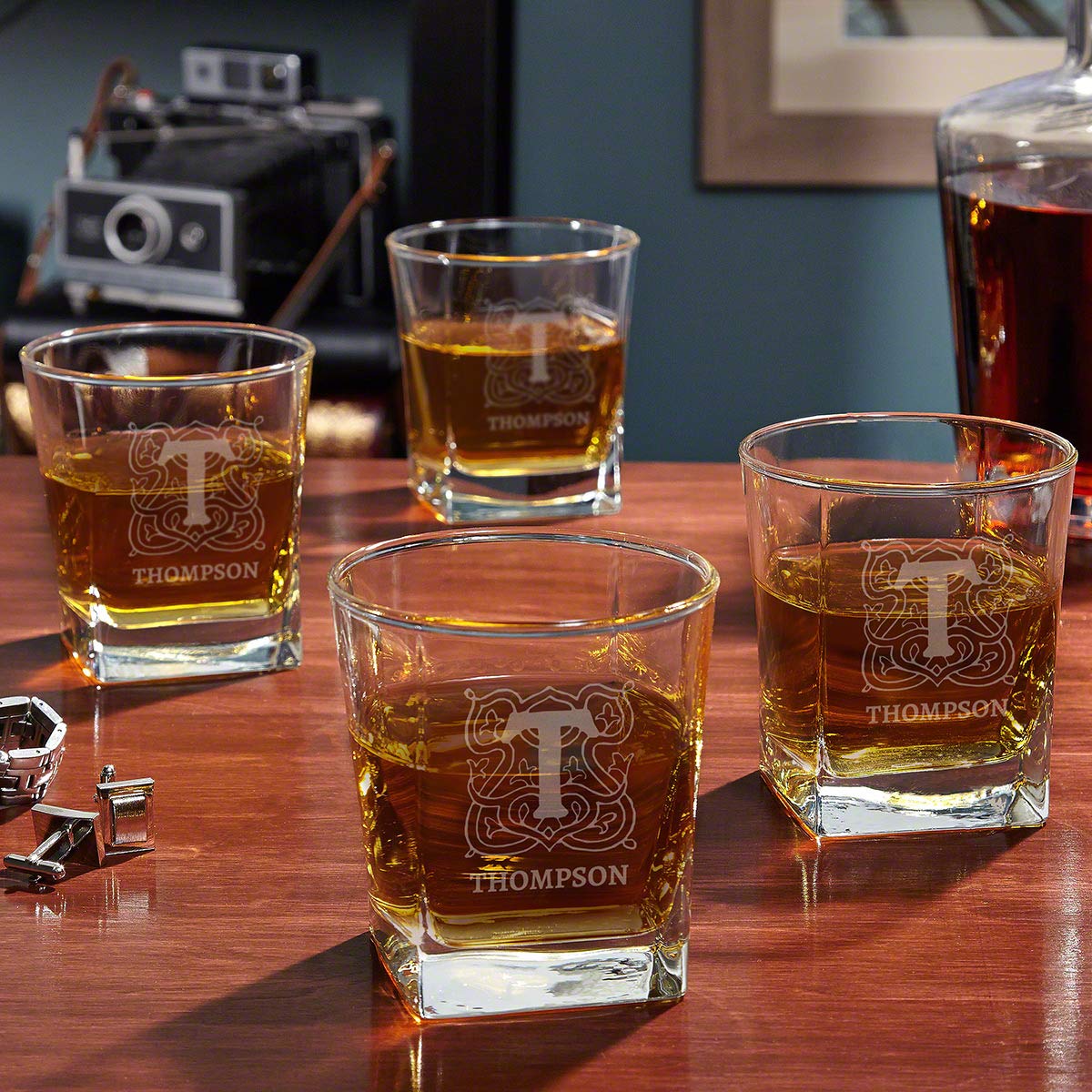 Personalized Brannon Custom Square Whiskey Glasses - Engraved Barware for Bourbon, Scotch & Cocktails - Perfect for Weddings, Gifts & Home Entertaining