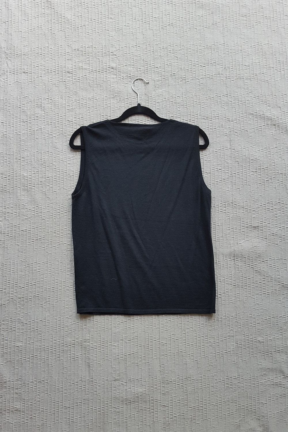 BAMFORD Black Wool Sleeveless Tank Top for Men - Breathable Summer Layering Piece, Gym & Casual Wear (Medium)