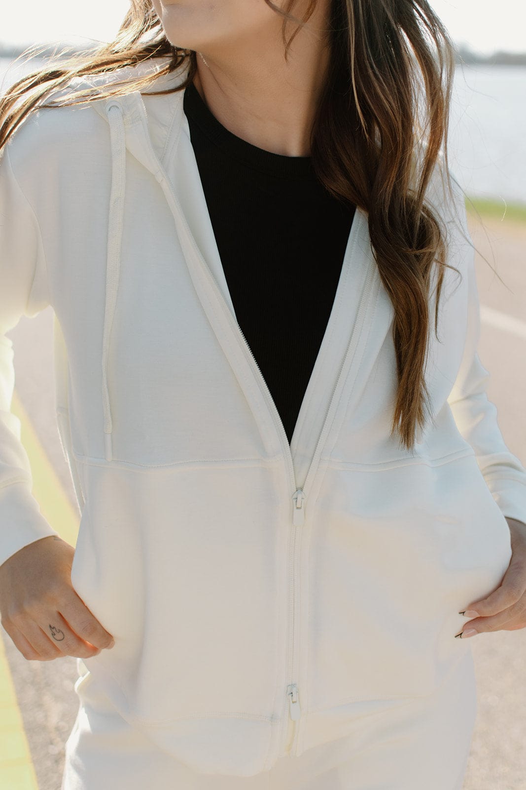 Premium Cream Hooded Jacket with Back Pocket - Cozy & Stylish Outerwear for Men & Women | Perfect for Casual Wear, Outdoor Activities & Travel