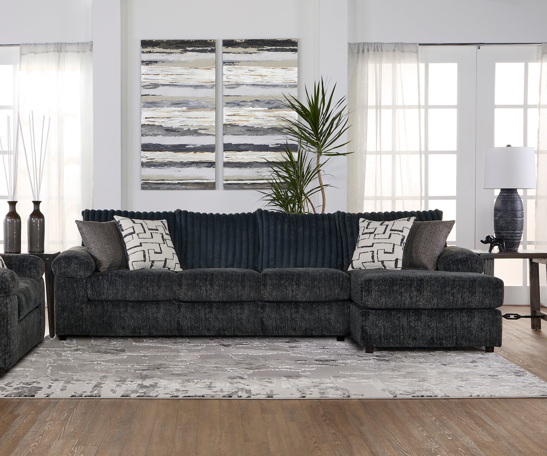 Roundhill Furniture Nason Wide Wale Corduroy Sectional Sofa Chaise - Modern L-Shaped Couch with Chaise Lounge for Living Room, Family Room & Home Theater Comfort