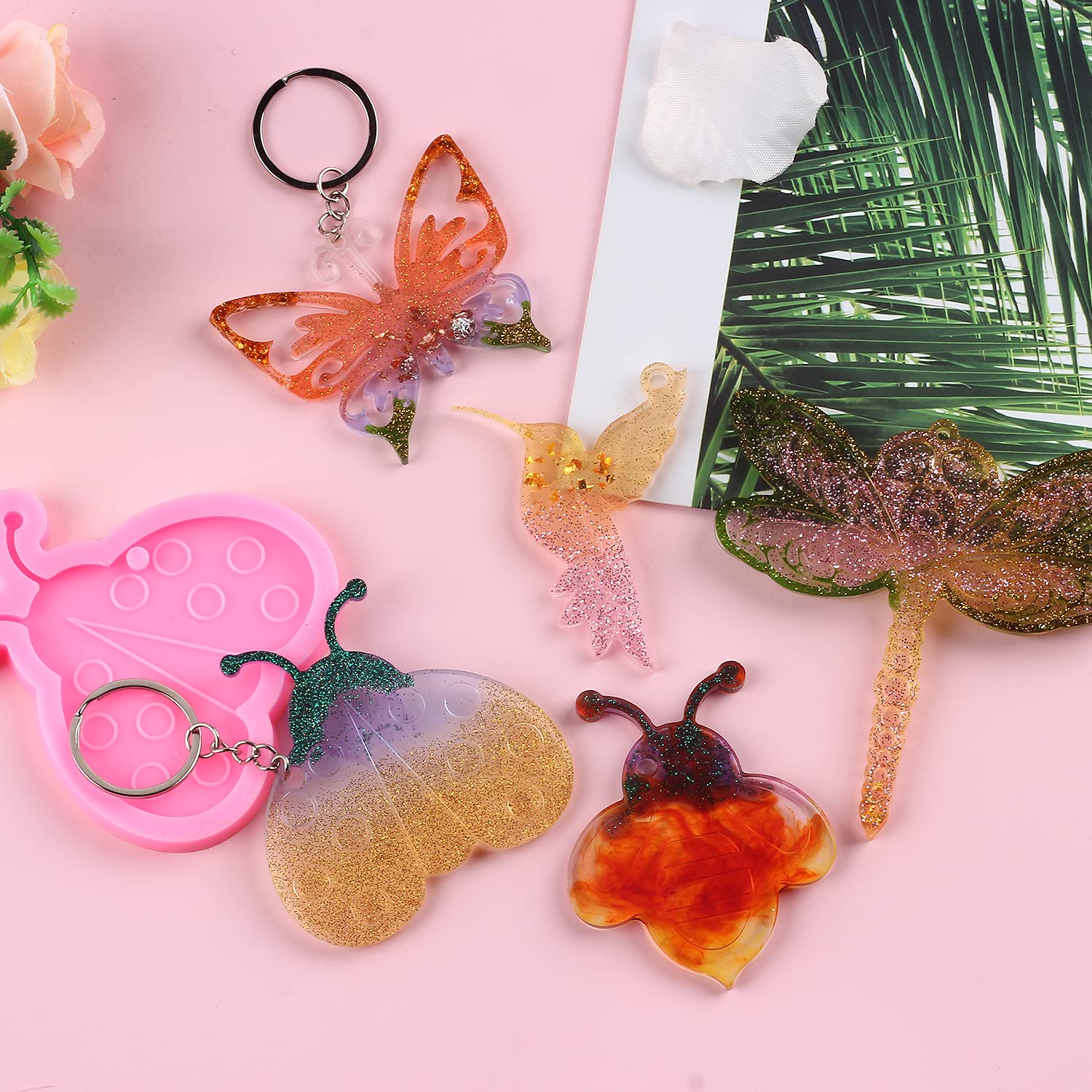 25-Piece Resin Molds Set for DIY Crafts - Dragonfly, Butterfly, Hummingbird & Bee Keychain Silicone Molds - Perfect for Resin Jewelry, Keychains & Home Decor Gifts