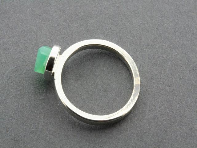 Faceted Chrysoprase Stackable Ring for Women - Elegant Adjustable Gemstone Jewelry for Layering & Everyday Wear