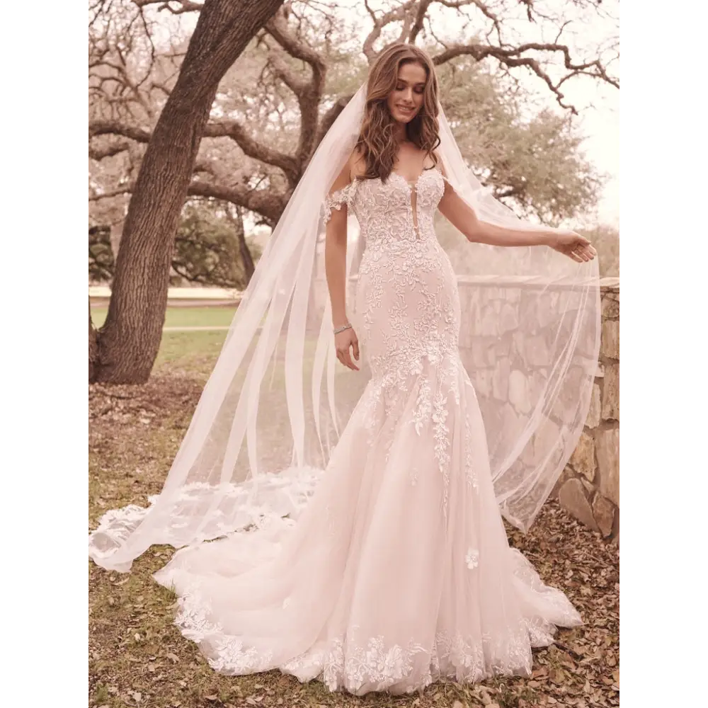 Maggie Sottero Lennon Wedding Veil - Elegant Cathedral Length Bridal Veil with Lace Trim for Romantic Ceremonies & Formal Weddings