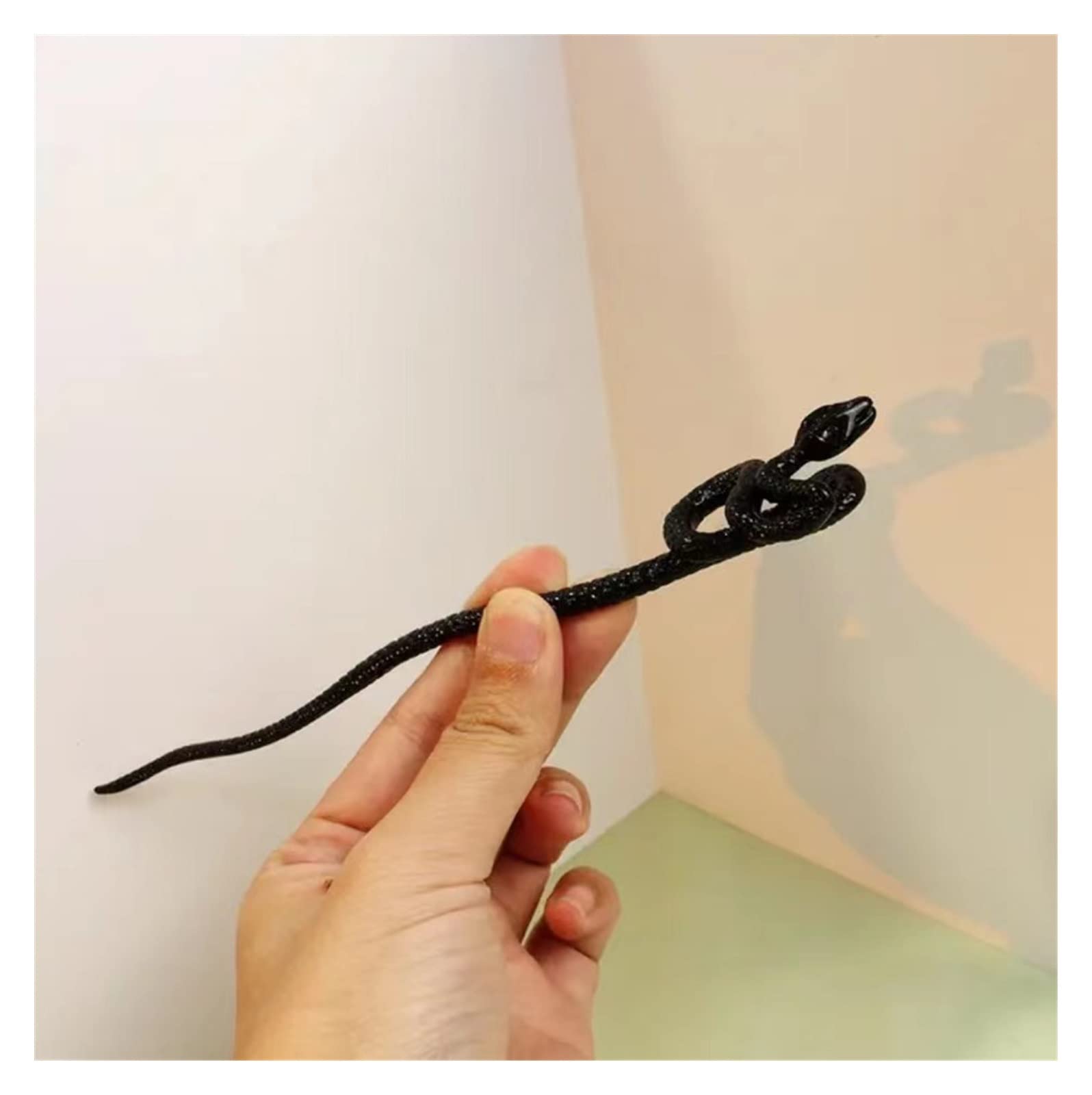 IXOUP Vintage Chinese Snake Hair Sticks - Traditional Ancient Hairpins for Women, Hair Clips & Hair Accessories, Elegant Back Head Hairpin for Bun & Updo (Metal Color 02) | Perfect for Weddings, Cosplay, Cultural Events & Unique Gifts