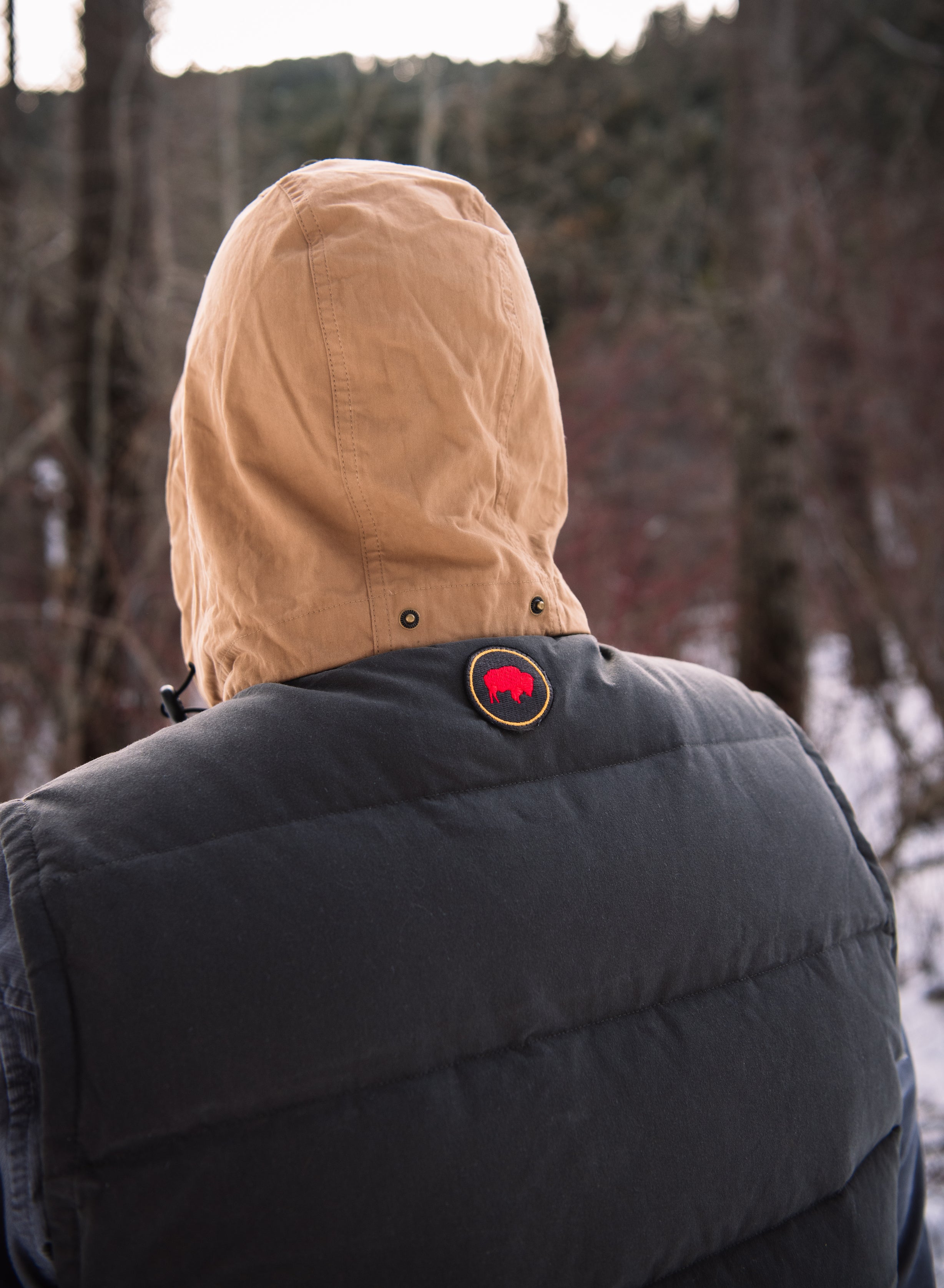 Pine Peak Down Vest for Men & Women - Lightweight Warm Winter Puffer Jacket - Water-Resistant Outdoor Gear for Hiking, Camping & Travel