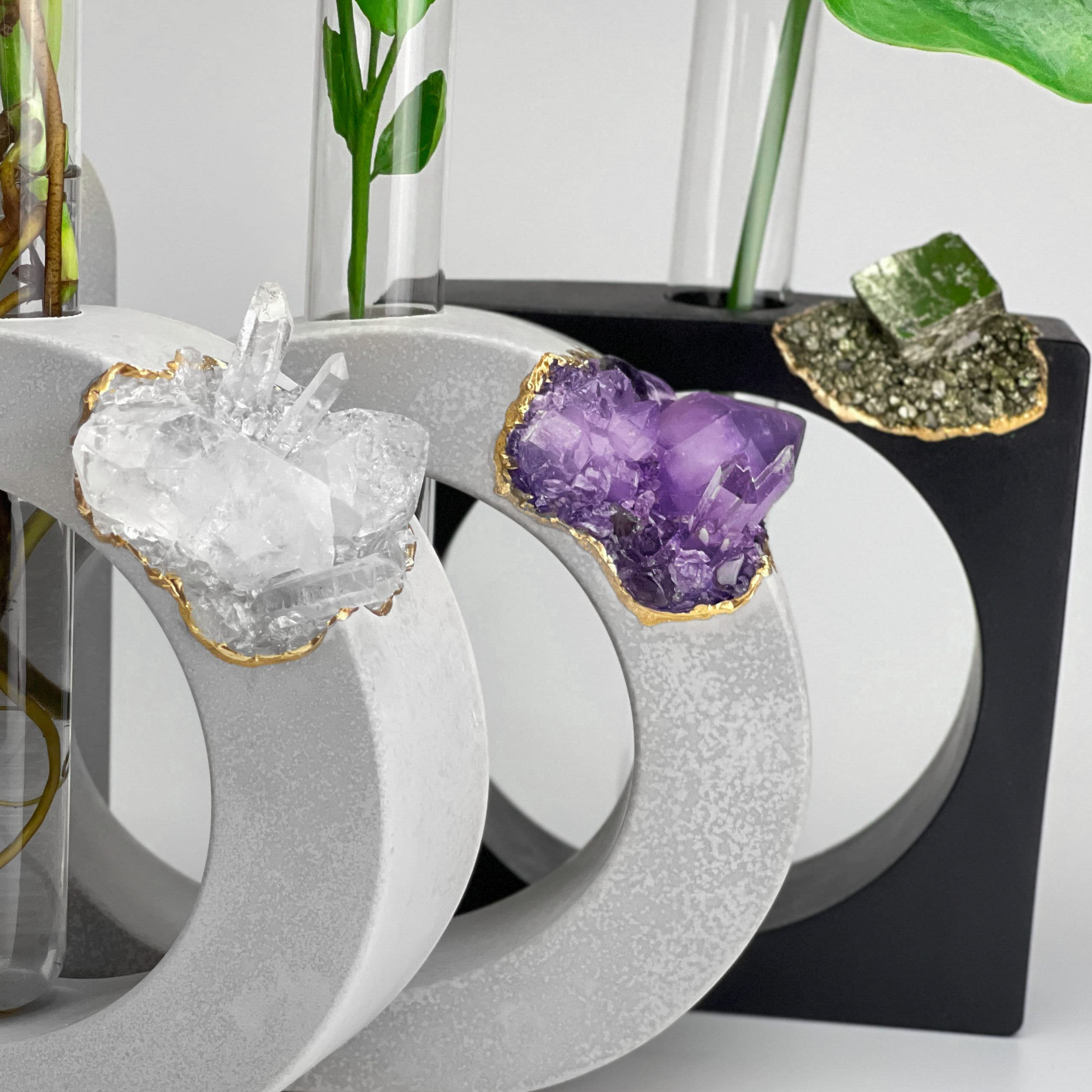 Amethyst Geode Planter - Glass Test Tube Plant Propagation Station for Hydroponics, Terrarium & Home Decor | Boho Office Gift, Crystal Stand & Flower Vase | Perfect for Indoor Gardening, Desk Decor & Zen Spaces