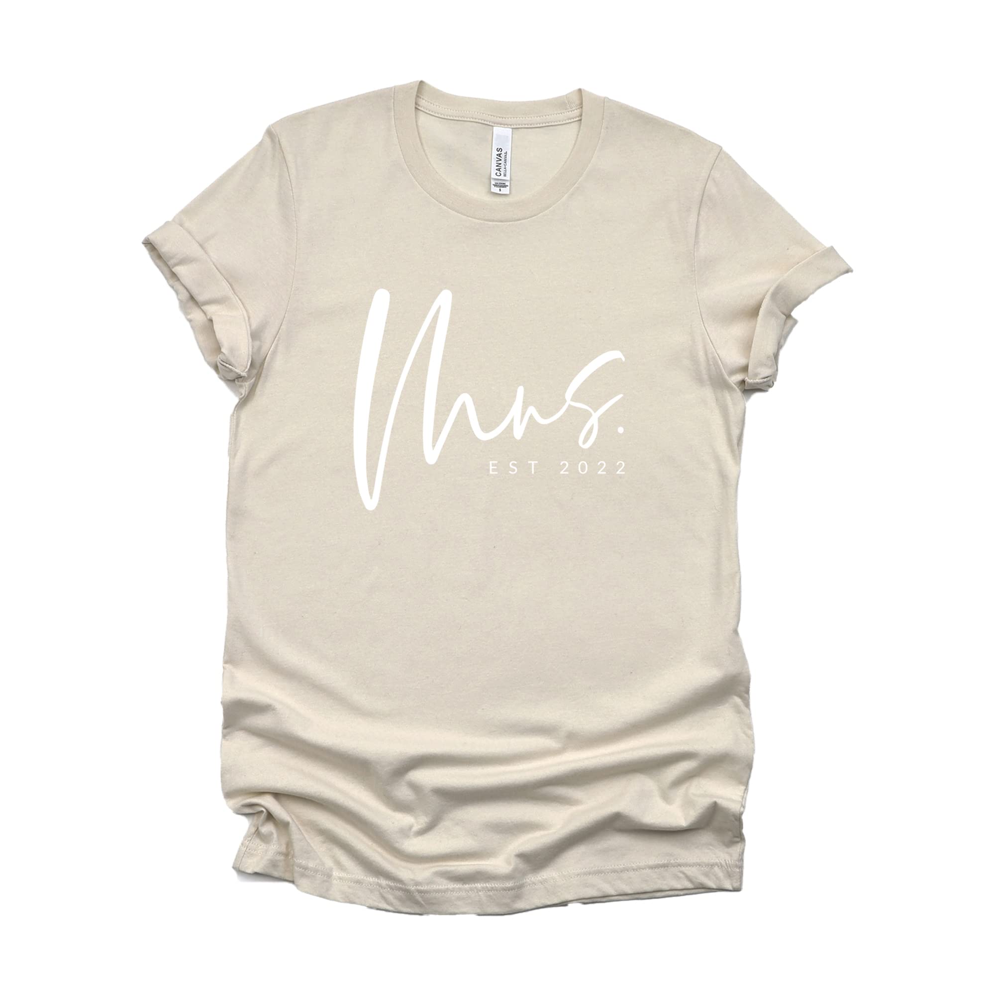 Custom Mr & Mrs Shirts for Couples - Cute Bride Gift, Just Married T-Shirt, Engagement & Honeymoon Apparel - Unisex Cotton Tee with Script Design for Wedding Parties, Bridal Showers & Romantic Getaways