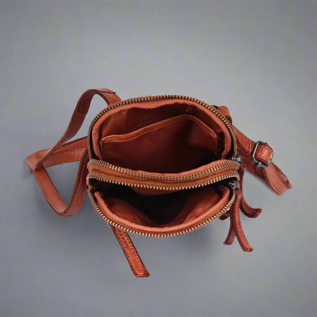 MET Small Leather Crossbody Bag for Women - Genuine Leather Purse with Adjustable Strap - Perfect for Travel, Shopping & Everyday Use