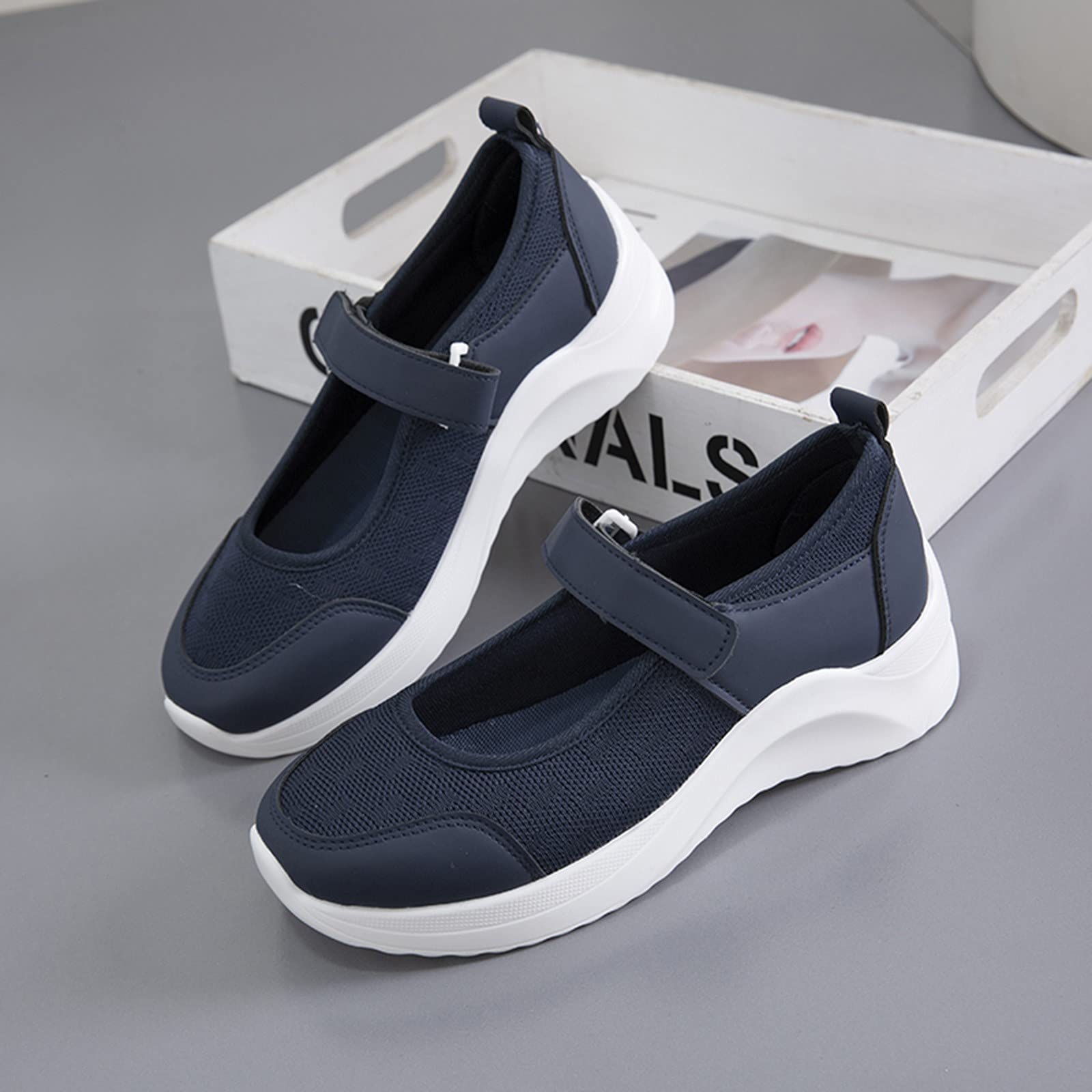 **Women's White Breathable Lightweight Running Shoes - Air Cushion Walking, Hiking, Tennis & Fitness Shoes for Women - Perfect for Outdoor, Gym & Daily Wear**