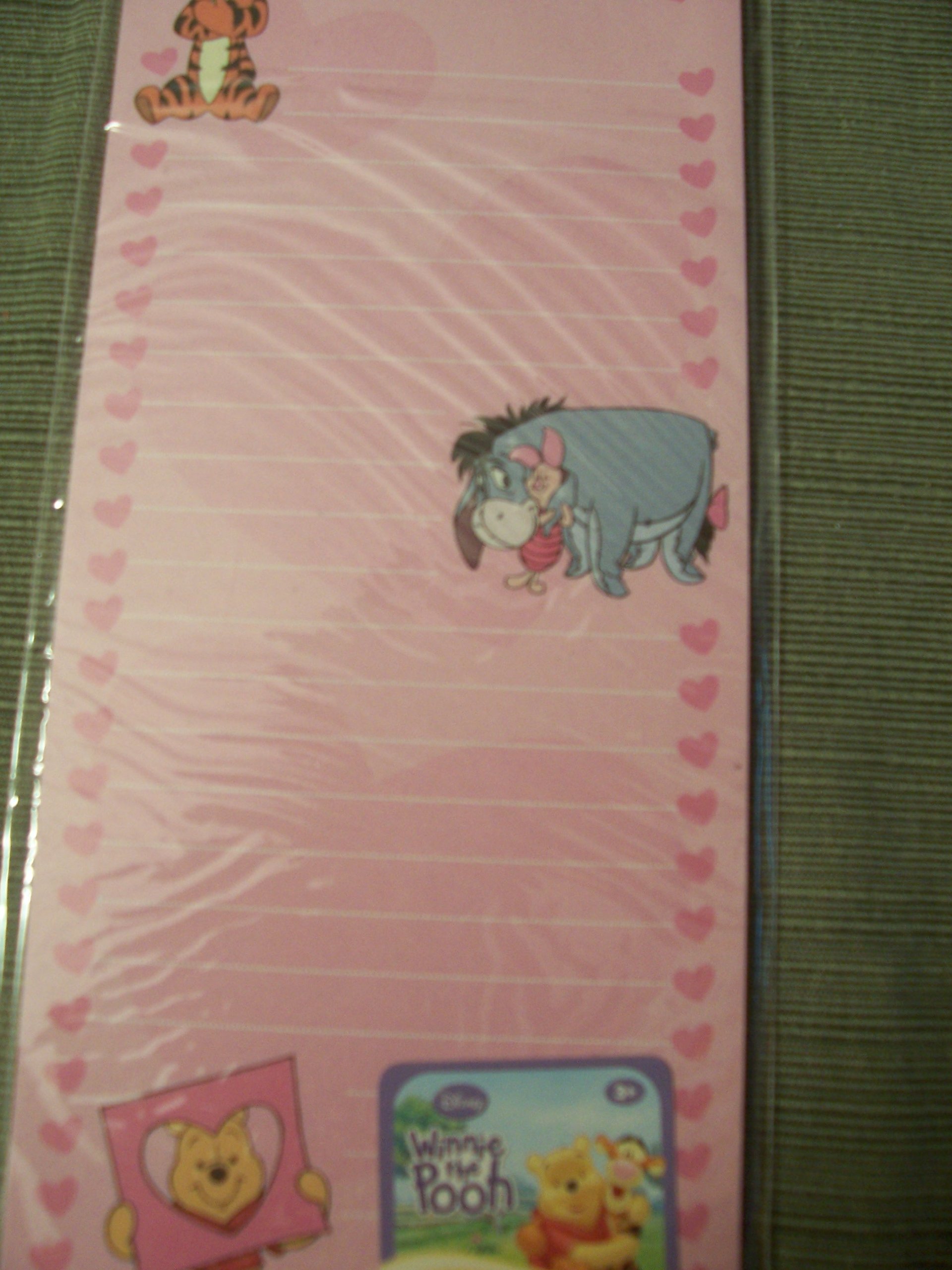Winnie the Pooh Magnetic Notepad with Love Design - Perfect for Refrigerator, Office, and Home Organization