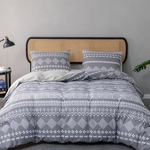 B：light Grey