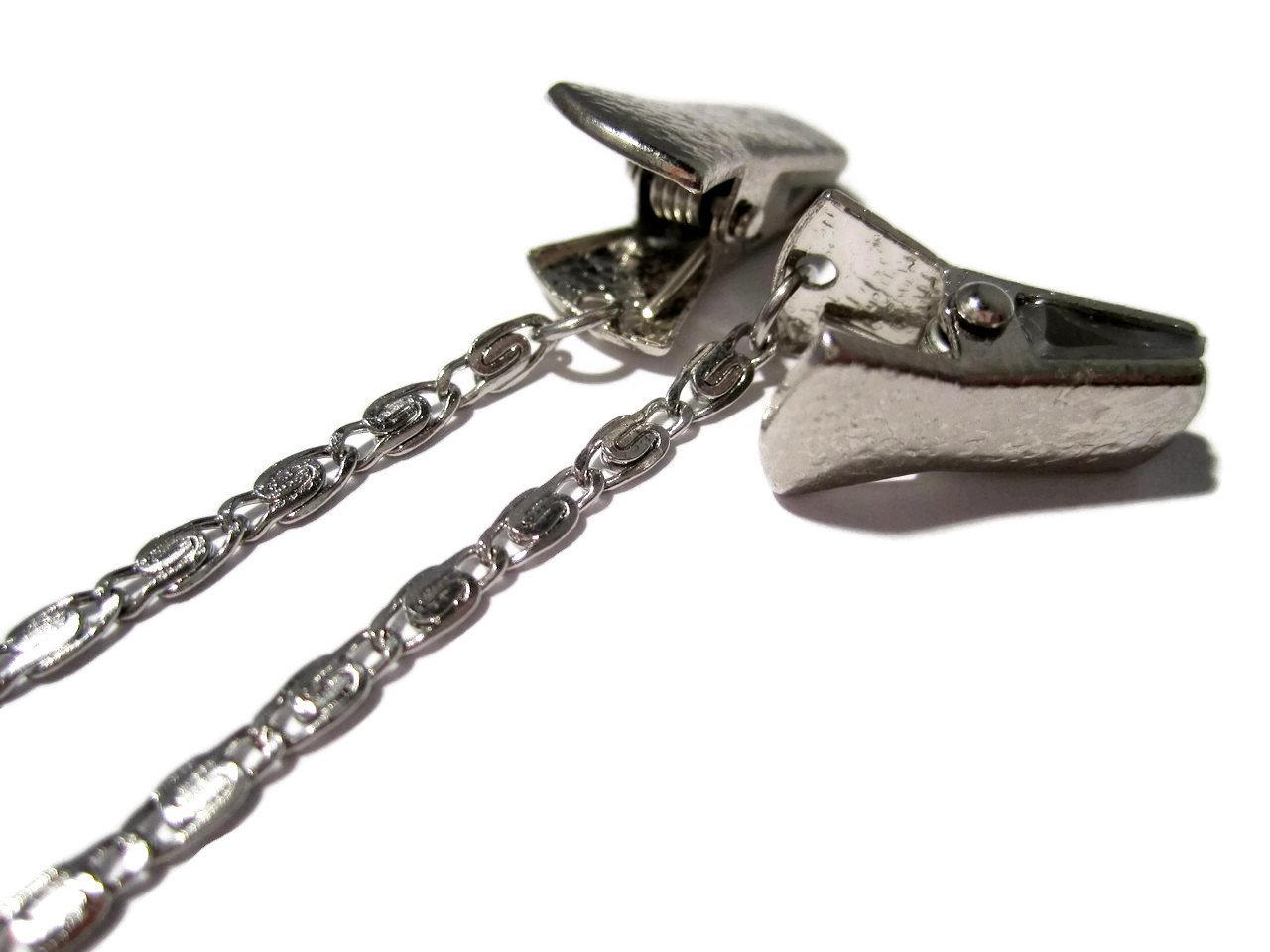 Swirls Chain Clip Eyeglass Holder - Stylish Glasses Holder with Secure Clip Grip for Reading, Driving & Outdoor Activities | Perfect for Work, Travel & Daily Use
