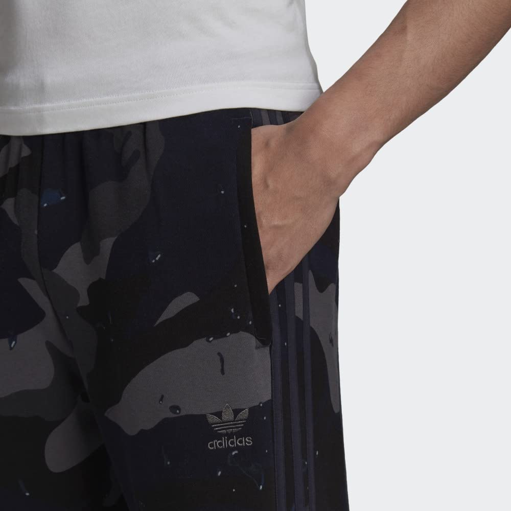 Adidas Originals Men's Graphic Camo Sweatpants - Comfortable Joggers for Casual Wear, Gym & Street Style