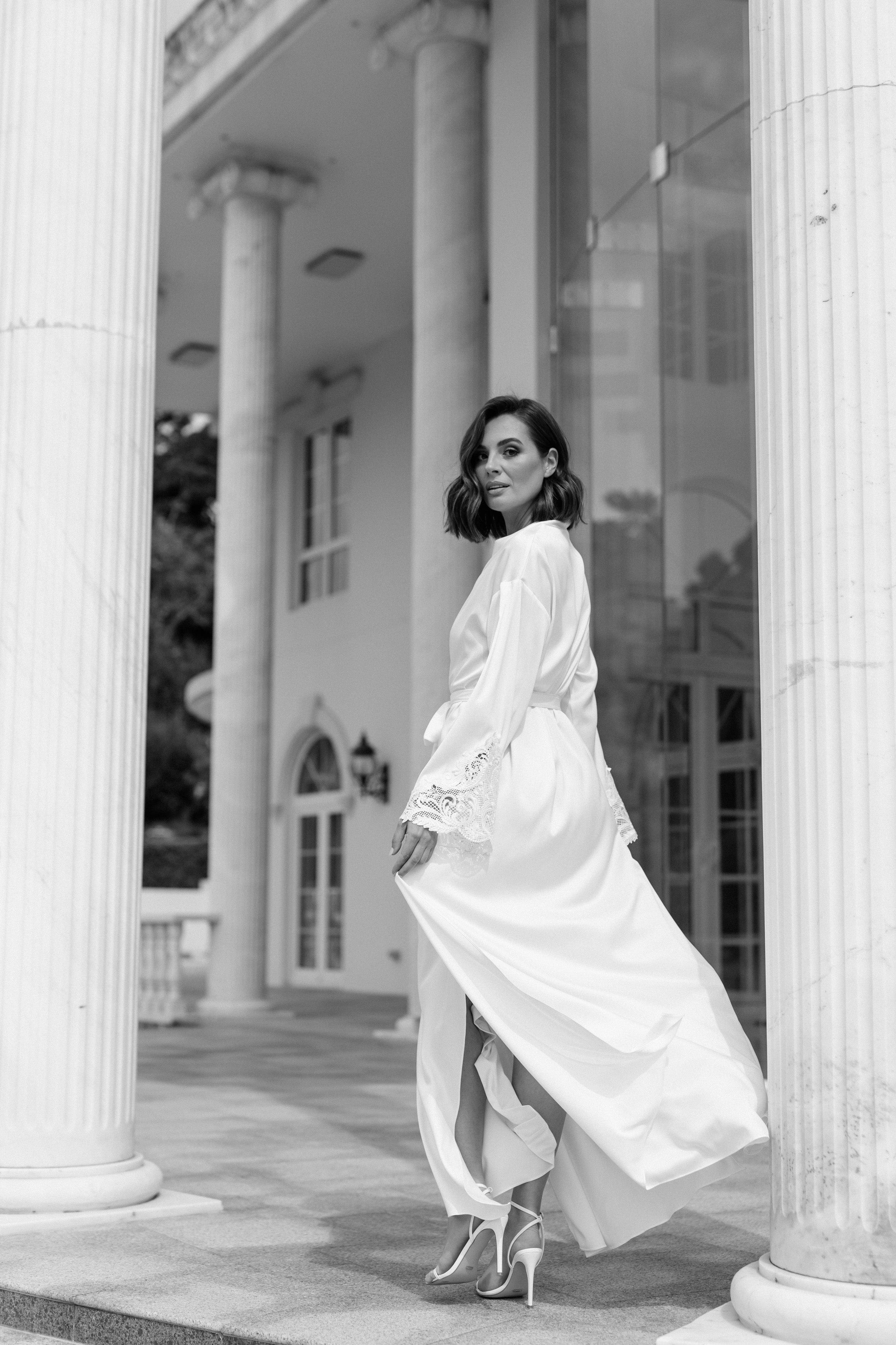 Elegant Satin Lace Trim Maxi Bridal Robe for Wedding Morning - Perfect for Bridal Shower, Getting Ready & Honeymoon (White)