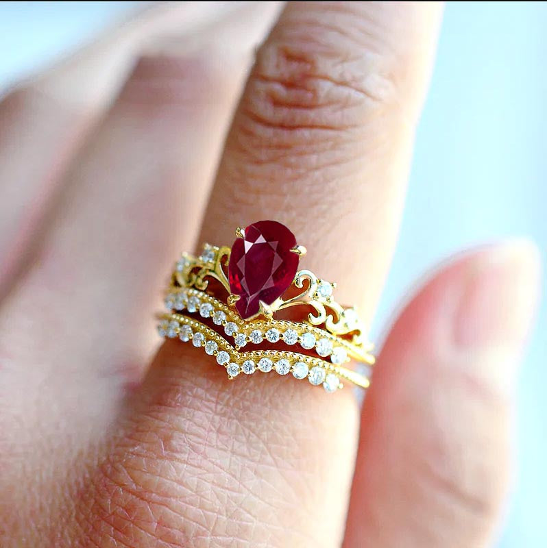 Genuine Red Ruby Gemstone Crown Style Ring for Women – Elegant Vintage Jewelry for Weddings, Parties & Special Occasions