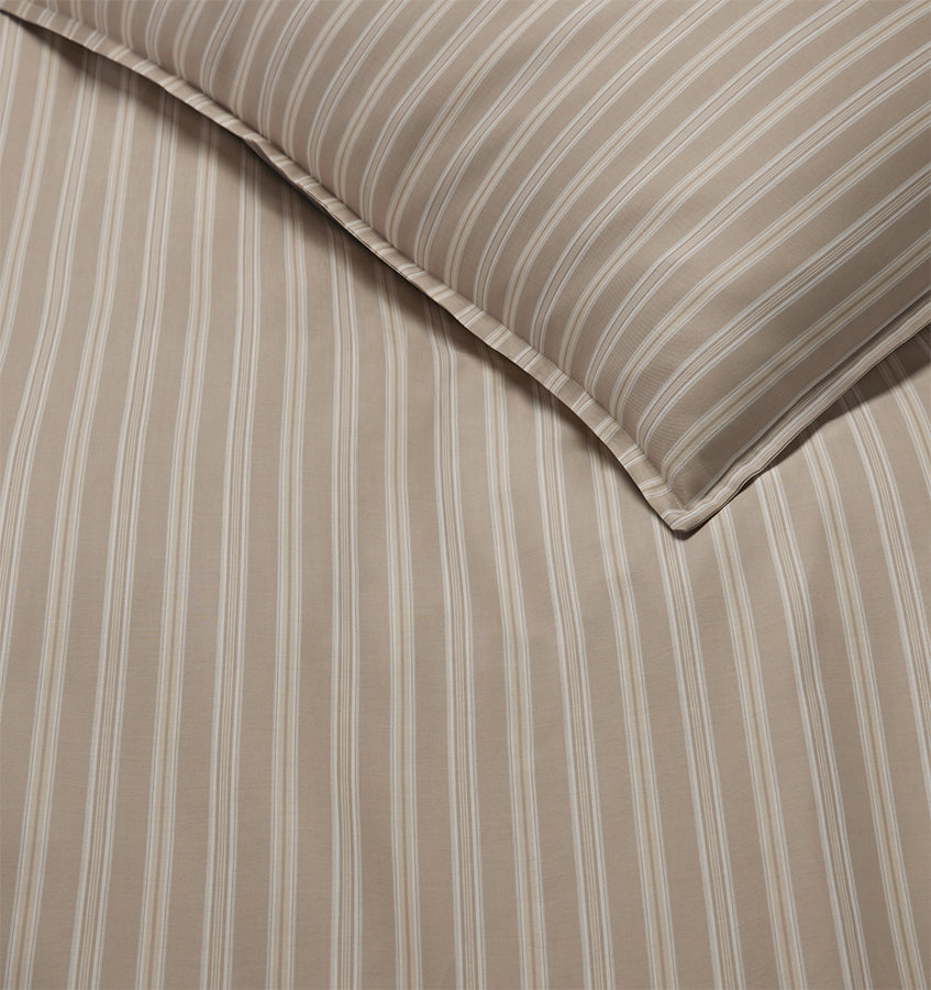 Leranto Duvet Cover Set - Soft & Breathable Bedding Collection - Perfect for Master Bedroom, Guest Room & Hotel Decor