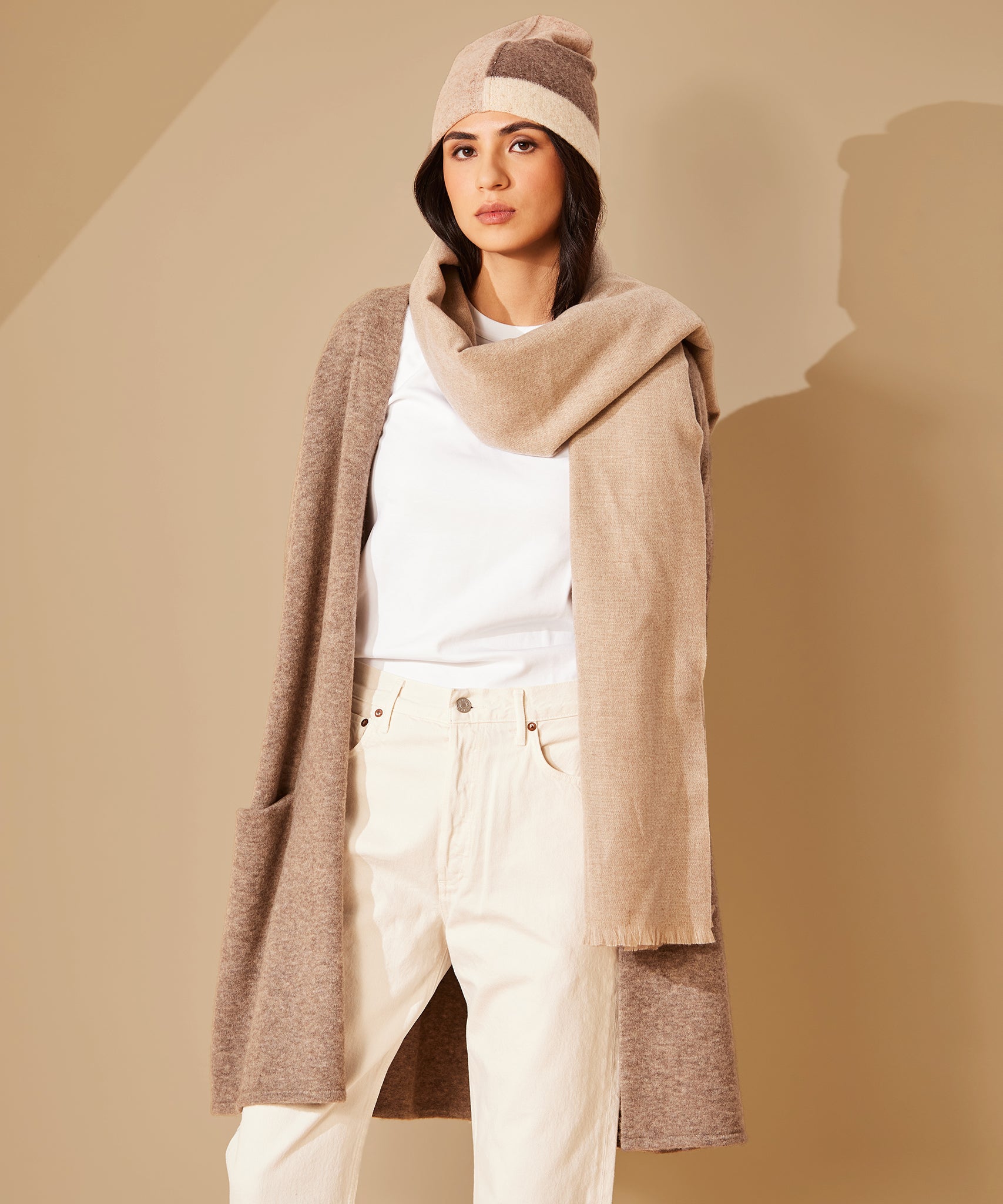 Soft & Stylish Essential Woven Travel Wrap - Lightweight Scarf for Women, Perfect for Airplane, Beach & Outdoor Adventures