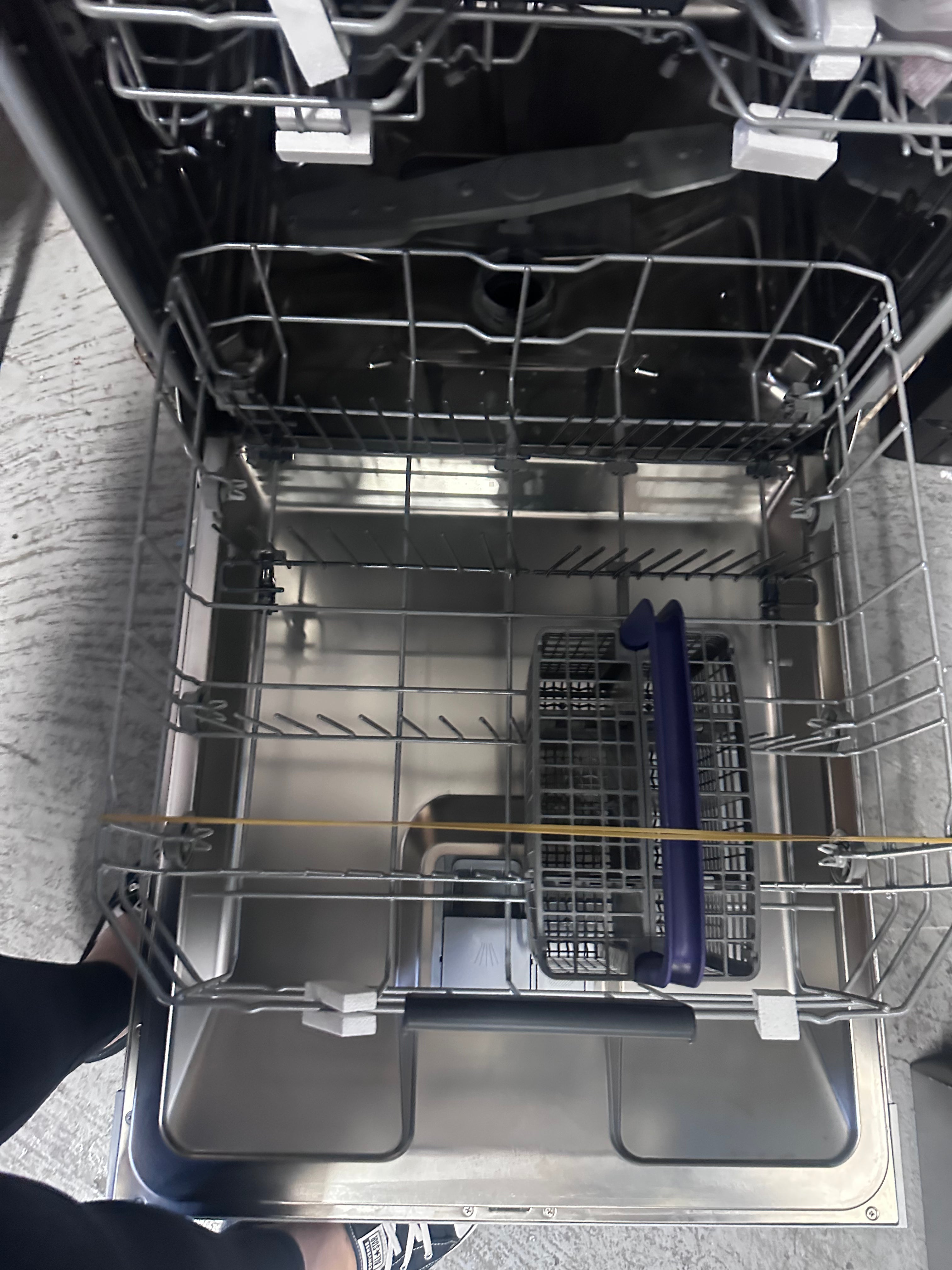 Beko BDF1410X Freestanding Dishwasher - Factory Second | Energy Efficient, Quiet Operation for Small to Medium Kitchens | Perfect for Apartments, Condos, and Compact Homes