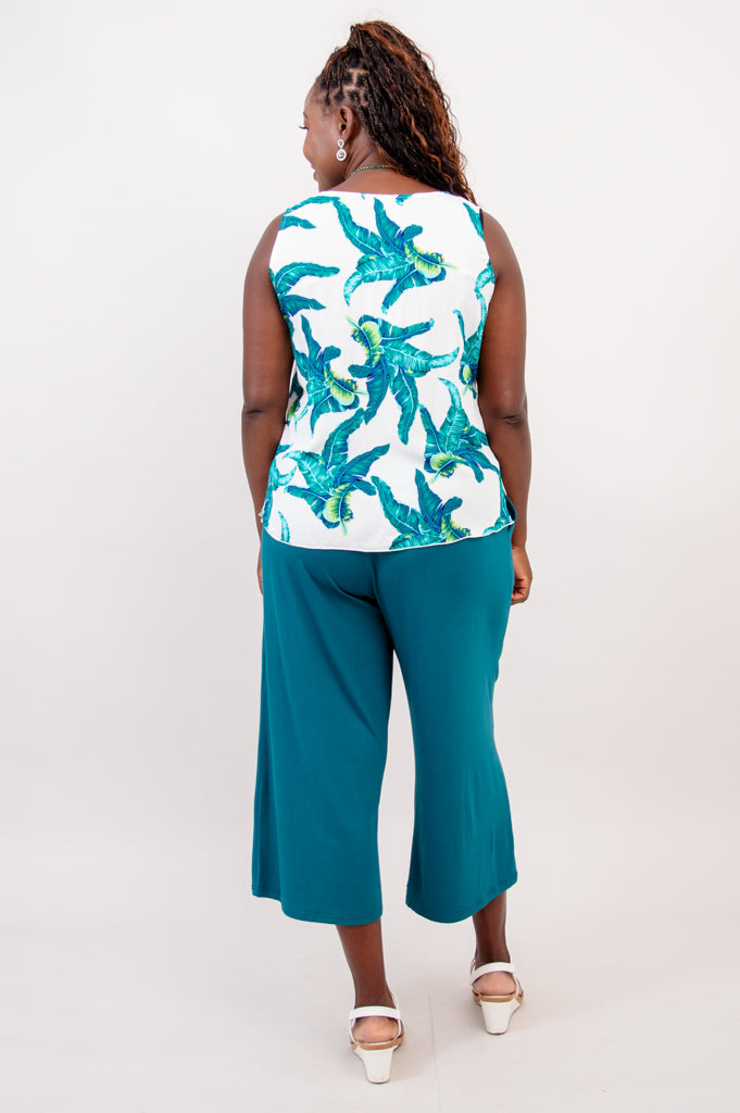 Premium Dee Tank Top for Women - Soft & Comfortable Tea Leaf Green Casual Shirt - Perfect for Yoga, Running, and Everyday Wear