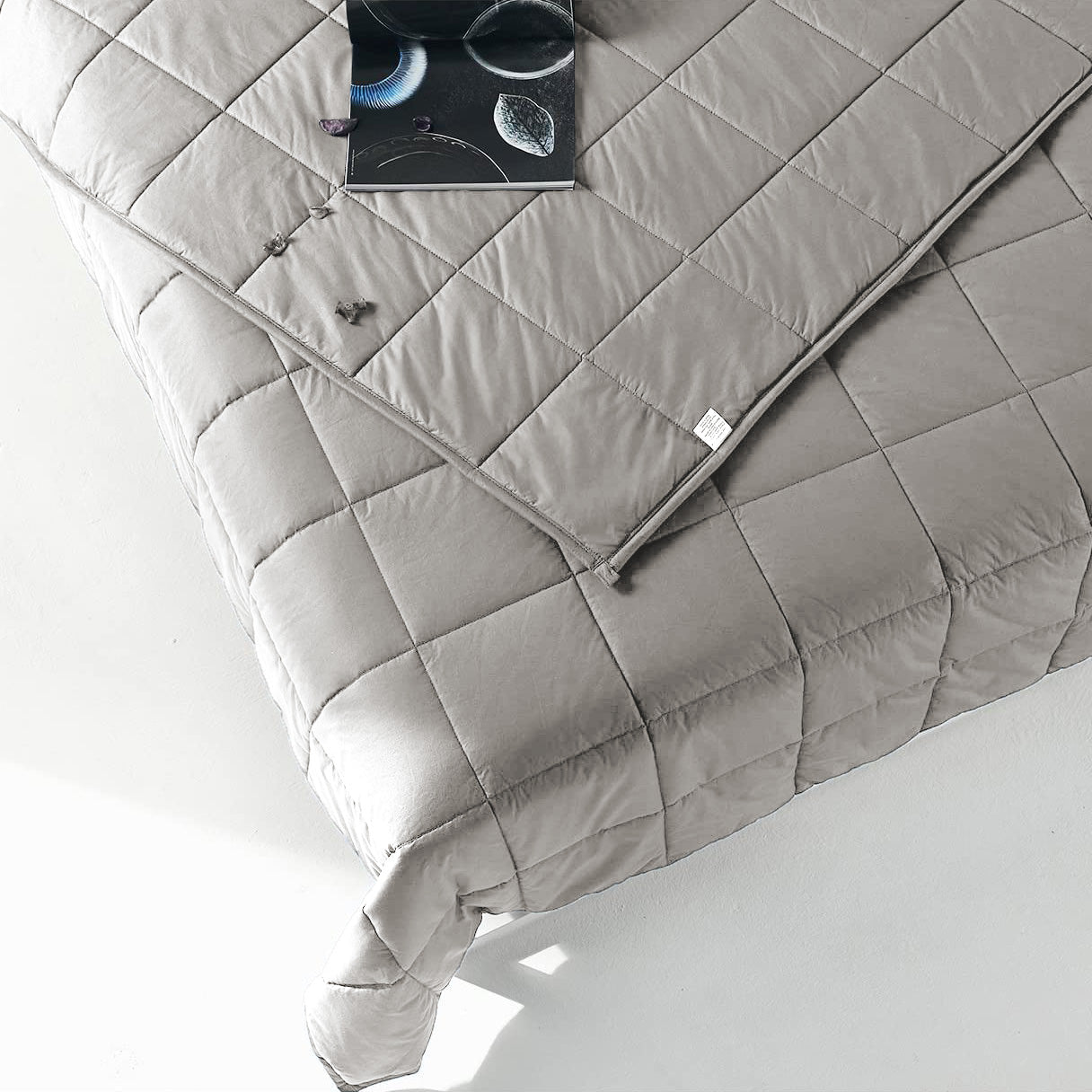 Premium Weighted Blanket for Adults & Kids - 15 lbs Cooling Weighted Blanket for Anxiety Relief & Deep Sleep - Soft Breathable Fabric for Stress Relief - Perfect for Bed, Couch & Travel