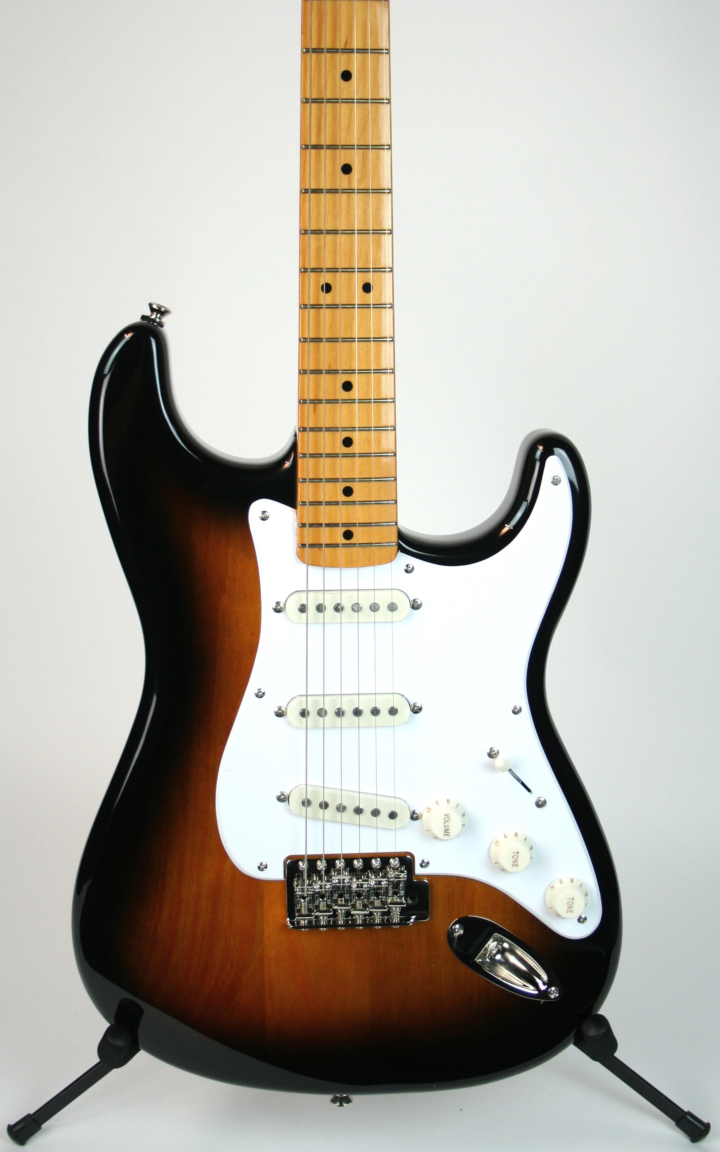 Squier Classic Vibe '50s Stratocaster Electric Guitar - 2-Color Sunburst Finish with Fender Tweed Hardshell Case Bundle | Perfect for Beginners, Home Studio Recording & Live Performances