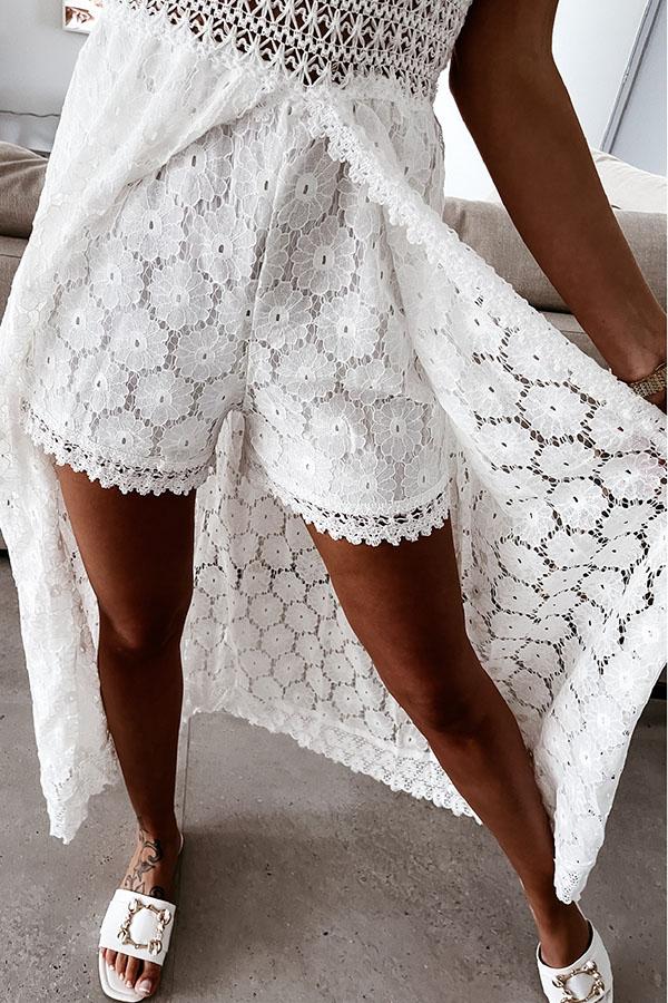 Elegant Lace Romper Jumpsuit for Women - Floral Embroidery Summer Dress with Comfortable Stitching - Perfect for Beach Vacations, Date Nights & Casual Outings
