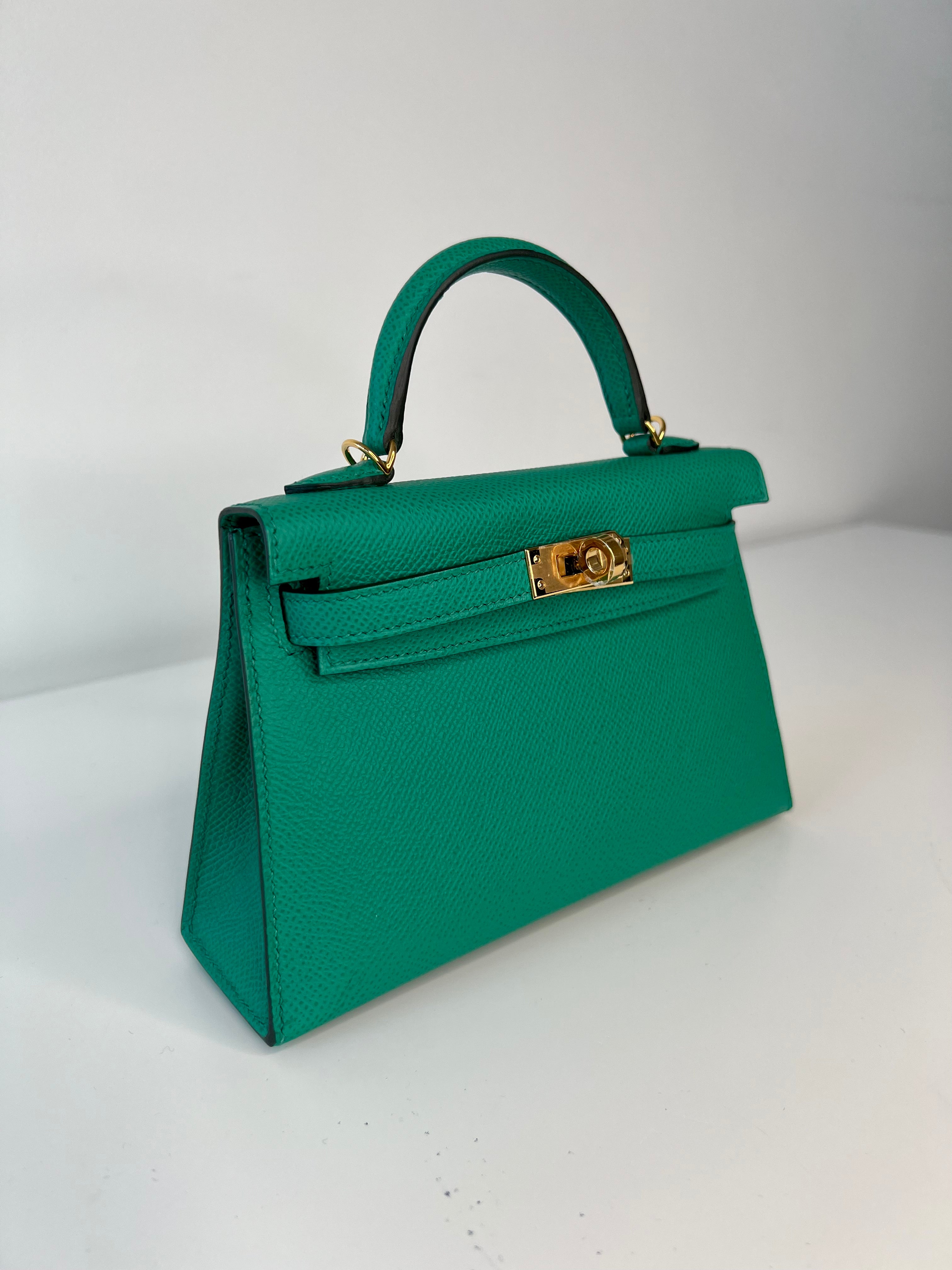 Authentic Hermès Kelly 20 Bag in Vert Jade Epsom Leather with Gold Hardware - Luxury Handbag for Women, Perfect for Parties & Special Occasions