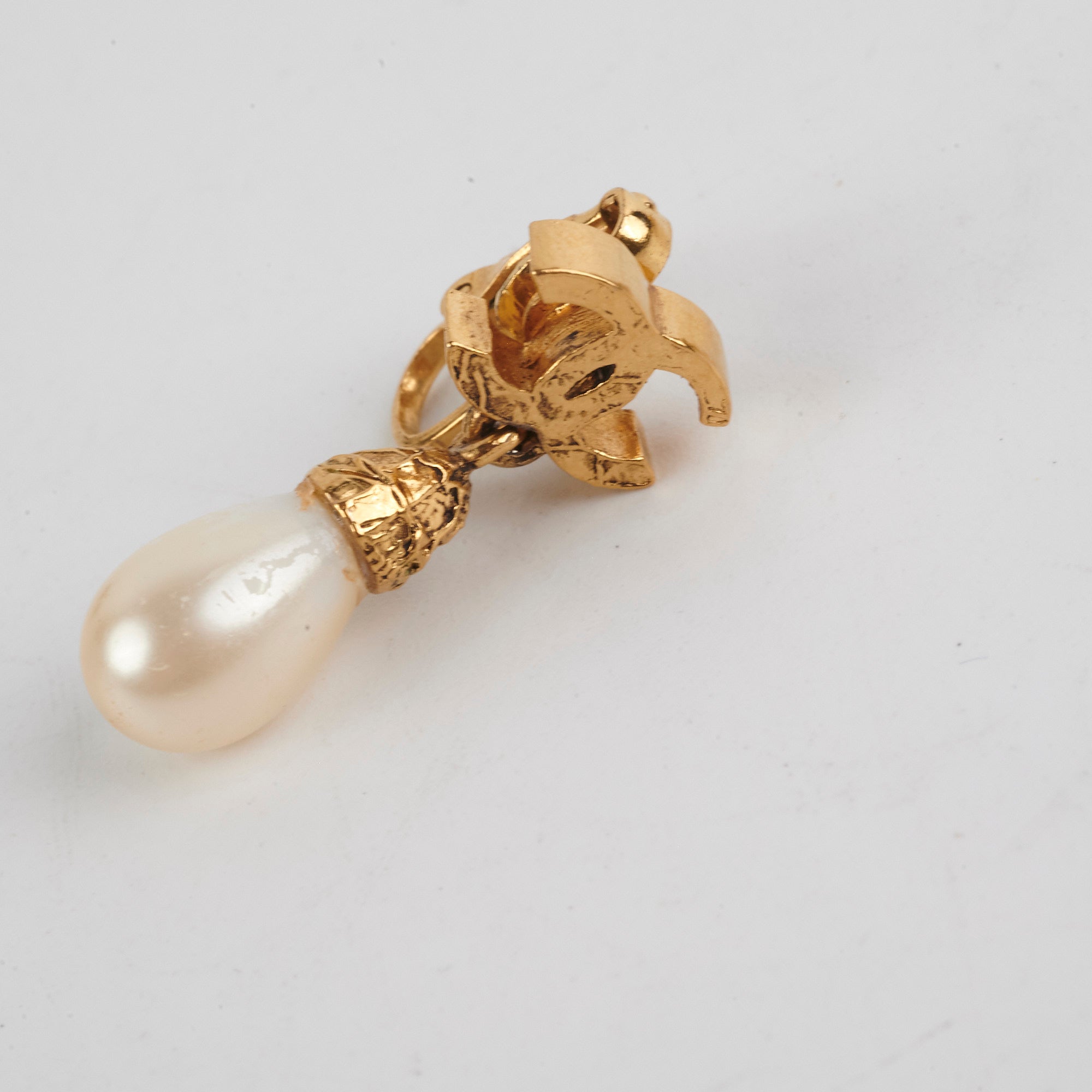 Chanel Pearl Clip-On Earrings for Women – Elegant Fashion Jewelry for Parties, Weddings & Special Occasions