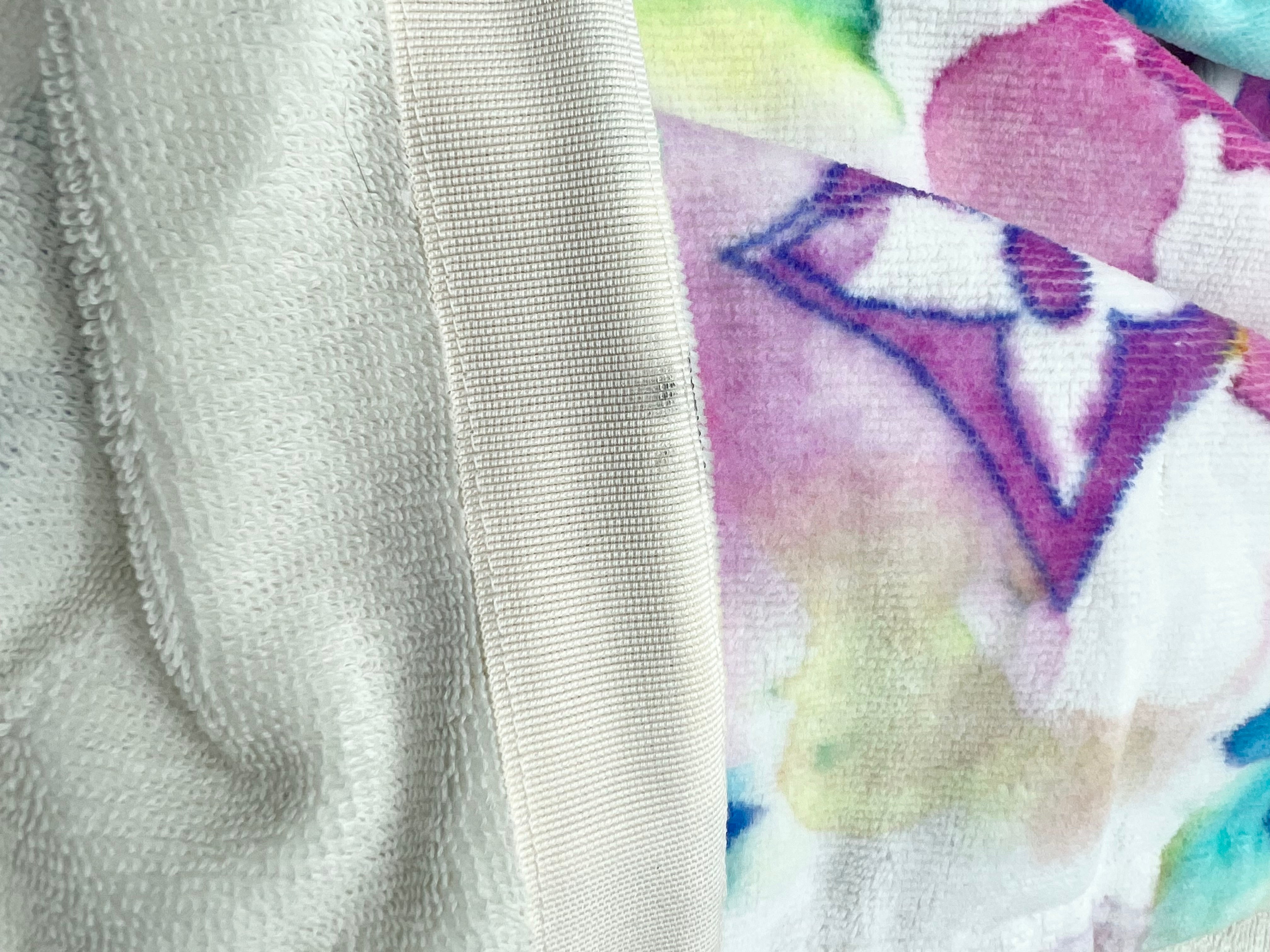 Authentic Louis Vuitton Multicolor Watercolor Monogram Beach Towel 2021 Collection - Luxury Poolside & Beach Accessory for Summer Vacations