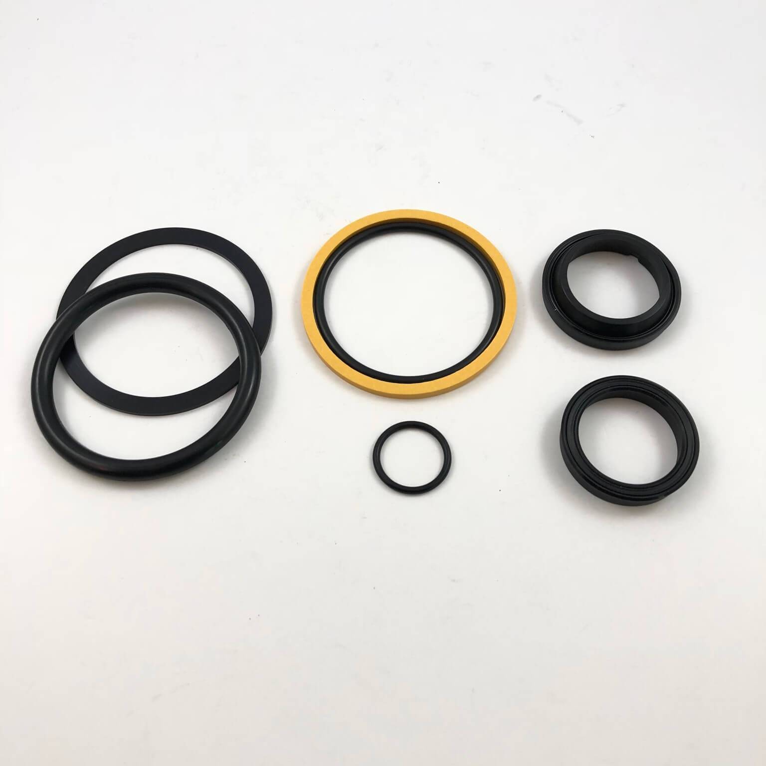 Bobcat 825 Loader Bucket Tilt Cylinder Seal Kit with 1 Rod - Replacement Hydraulic Seal Kit for Bobcat Skid Steer Loaders - Perfect for Construction, Landscaping & Farm Equipment Repairs