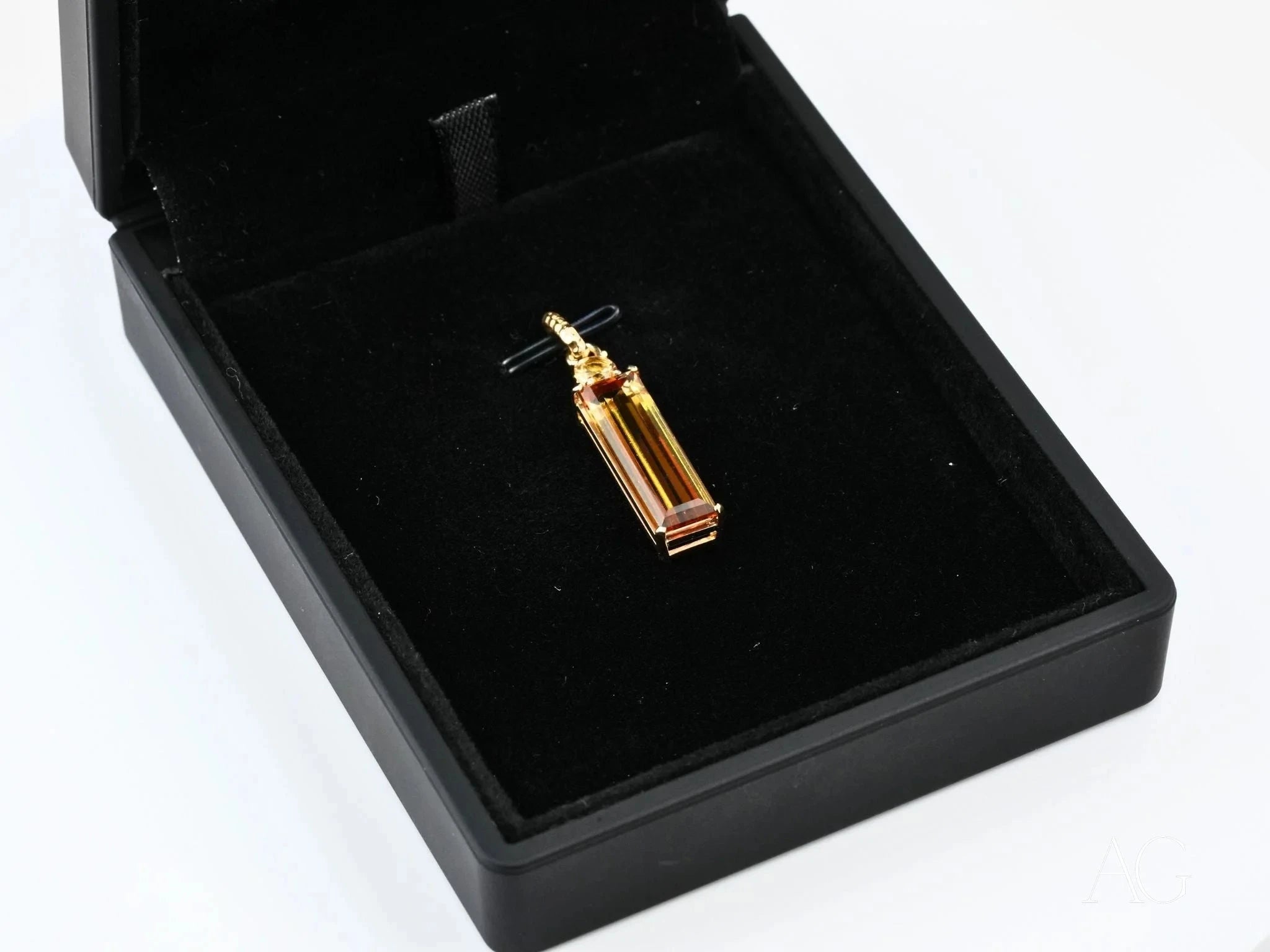 18K Gold Citrine Pendant Necklace - Solar Aura Collection | Elegant Birthstone Jewelry for Women | Perfect for Gifts, Anniversaries & Special Occasions