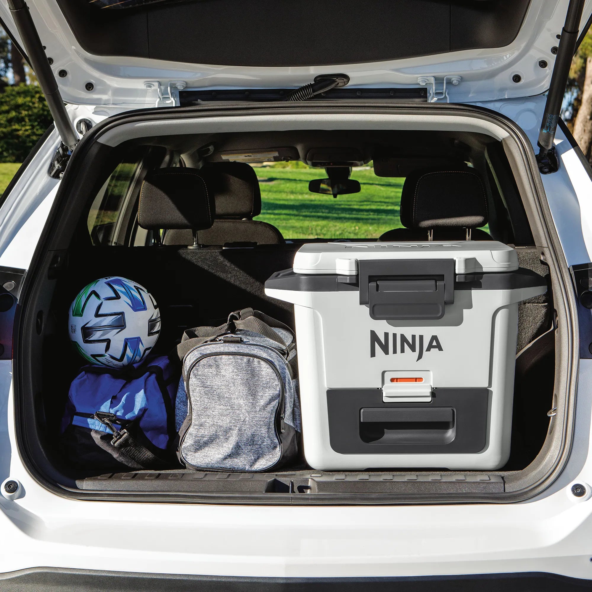 Ninja FrostVault 28L Hard Cooler with Dry Zone - Premium Insulated Cooler for Camping, Beach, Picnics & Outdoor Adventures - Leakproof Food Storage with Separate Dry Compartment