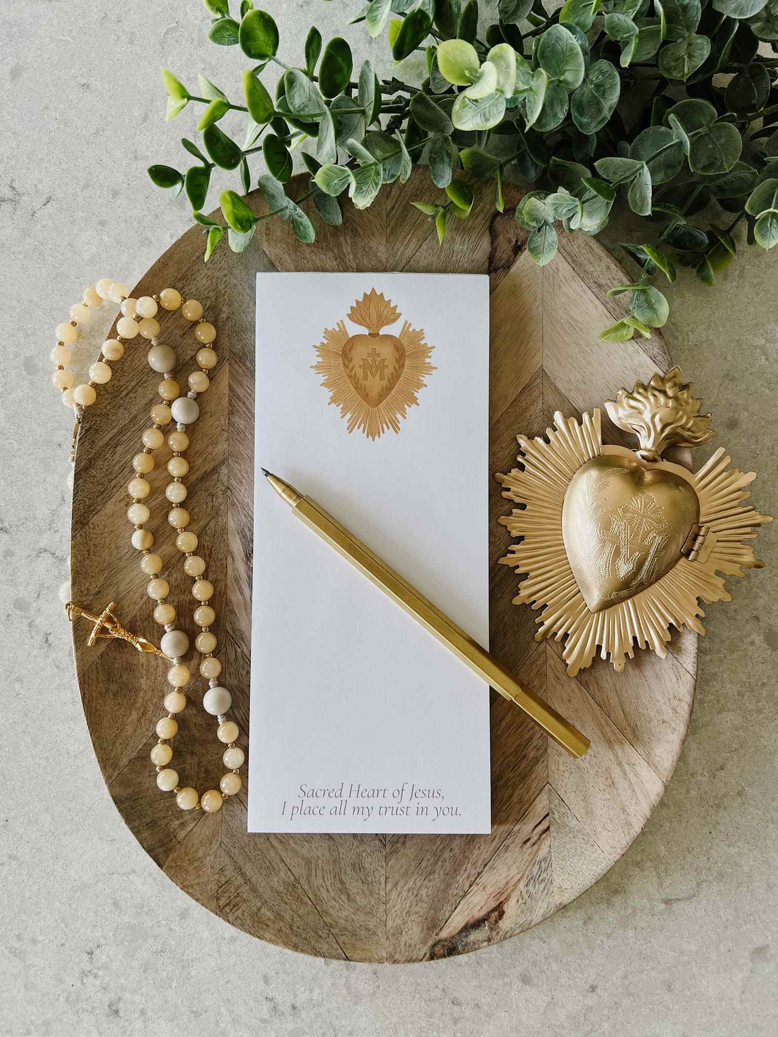 Sacred Heart Notepad - Religious Journal, Prayer Notebook, Catholic Writing Pad for Bible Study, Church Notes & Spiritual Reflection - Perfect for Worship, Devotion & Faith Journaling