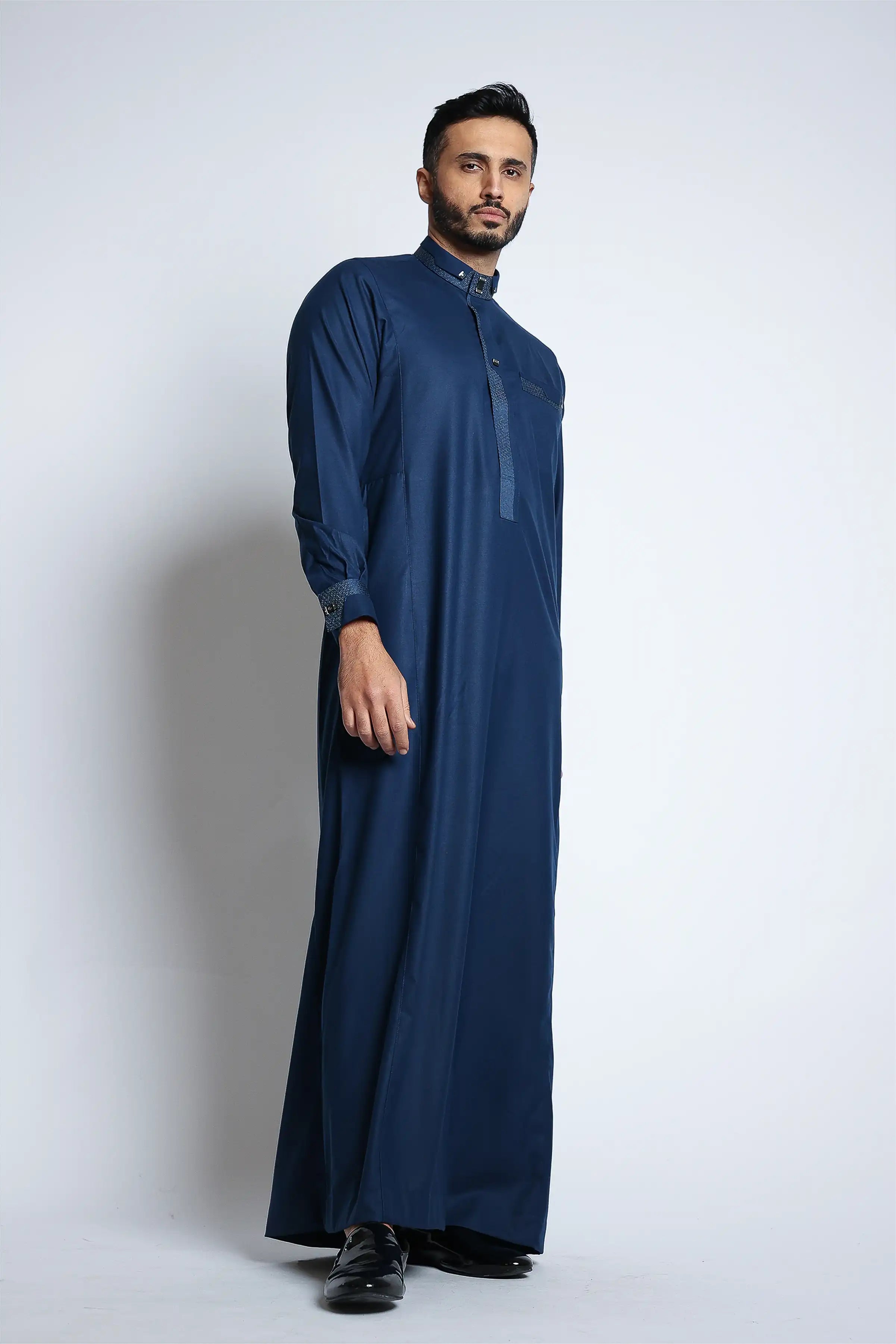 J140 C1 Catalina Blue Thobe for Men - Traditional Islamic Robe with Comfortable Fit - Perfect for Prayer, Eid, and Special Occasions